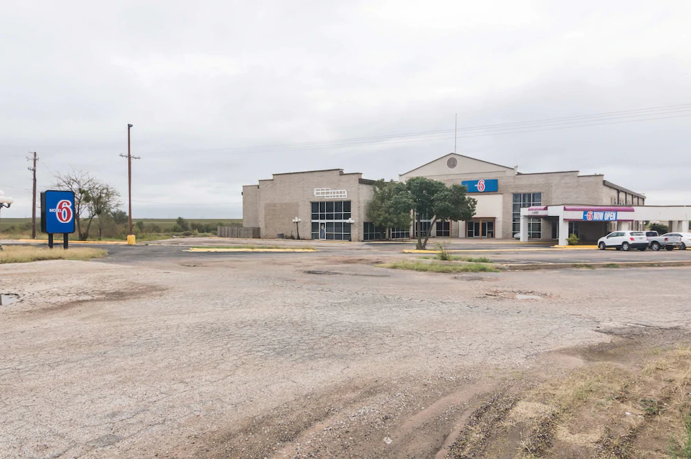 Motel 6 Snyder