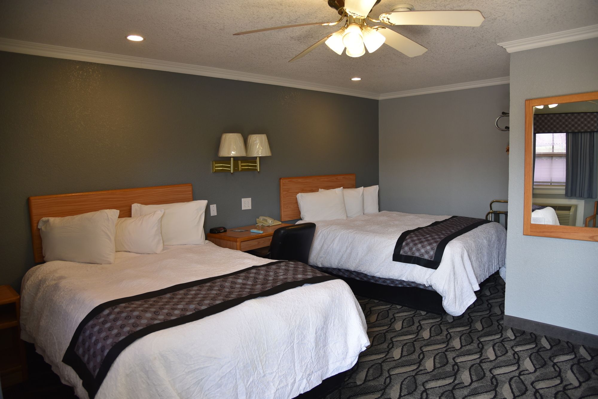 Purple Sage Motel