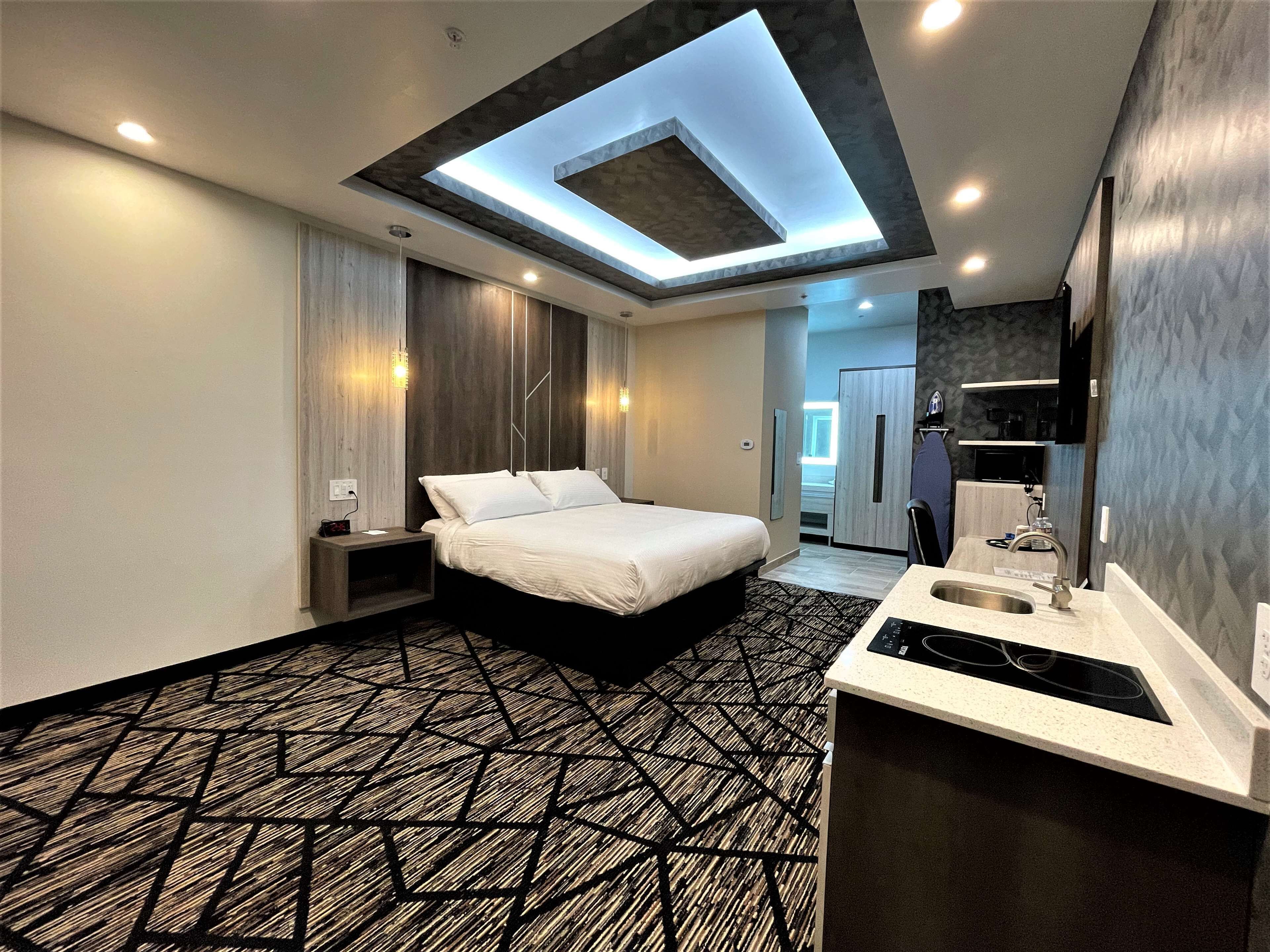 SureStay by Best Western Houston Southeast