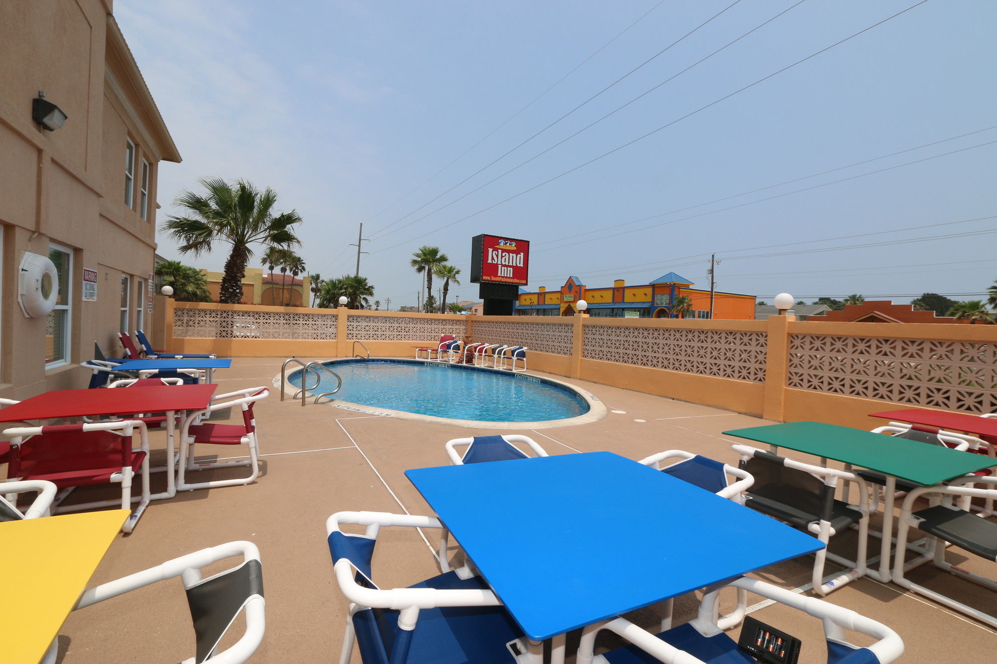 Island Inn