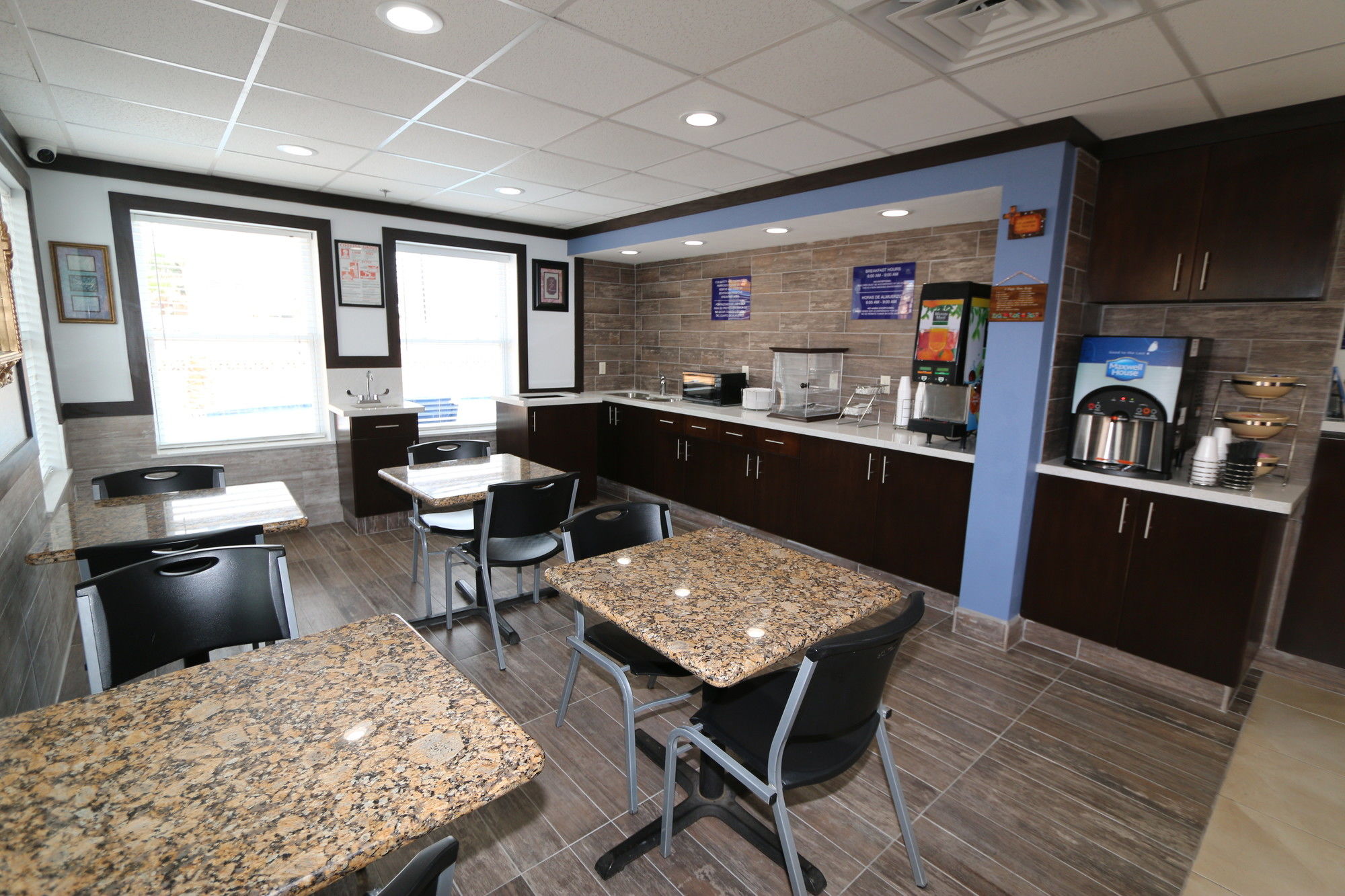 Island Inn