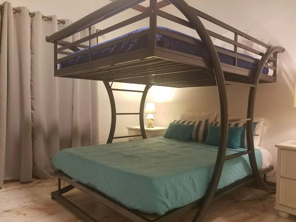 Mi Casa Es Su Casa Townhouse