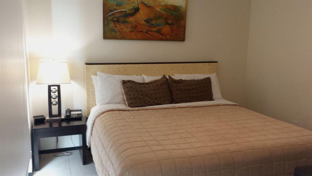 Peninsula Island Resort & Spa