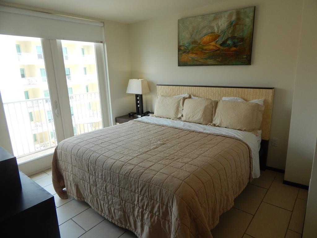 Peninsula Island Resort & Spa