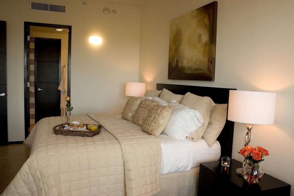 Peninsula Island Resort & Spa