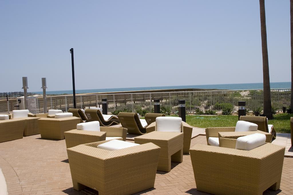 Peninsula Island Resort & Spa