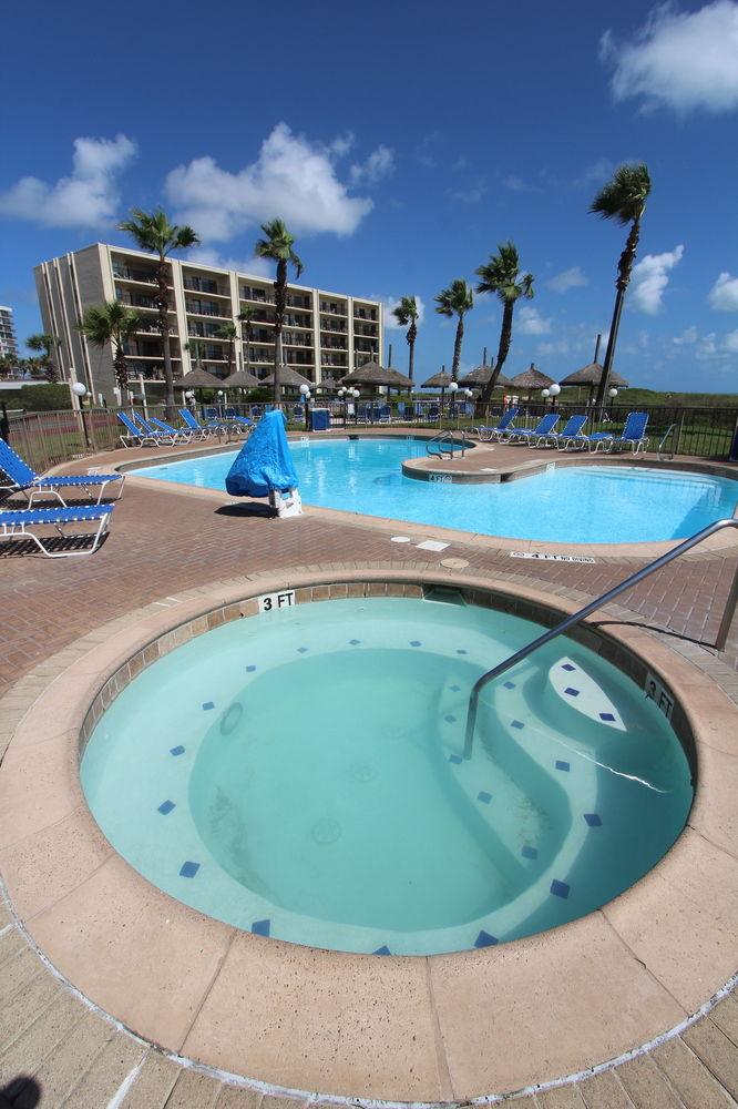 Royale Beach & Tennis Club