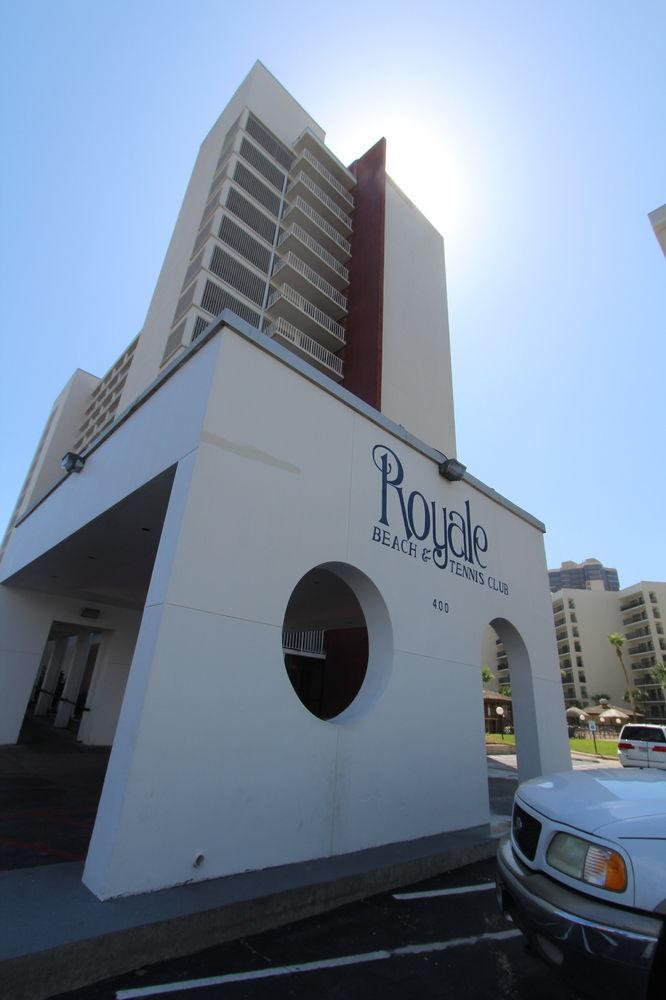 Royale Beach & Tennis Club