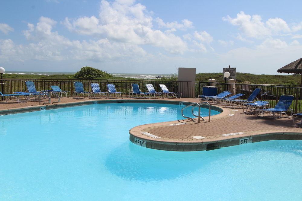 Royale Beach & Tennis Club