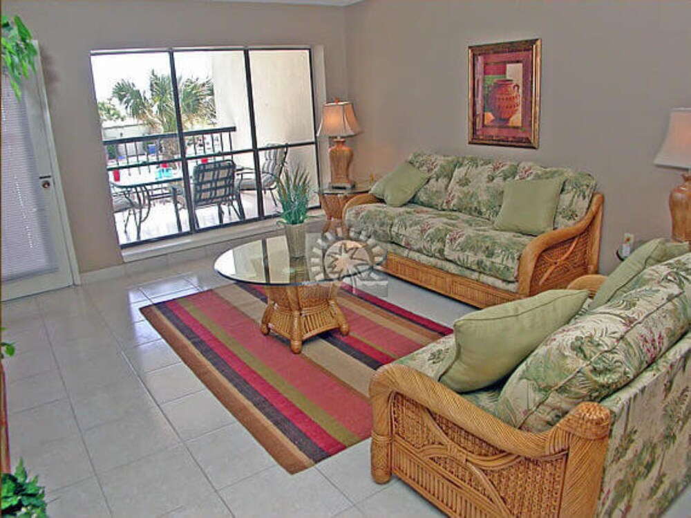 Saida Tower III by Padre Island Rentals