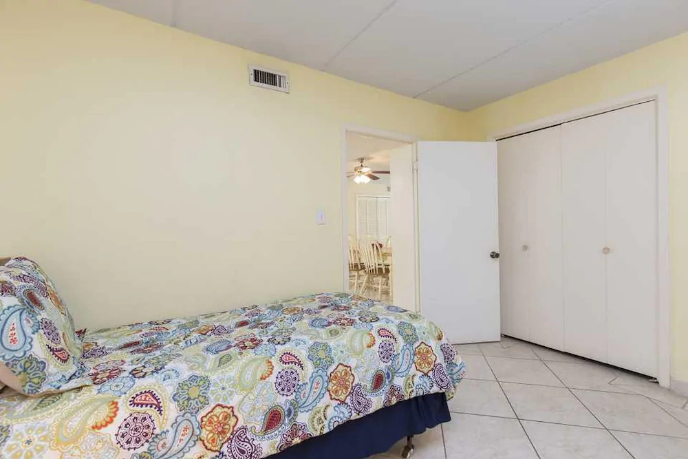 Saida Tower III by Padre Island Rentals