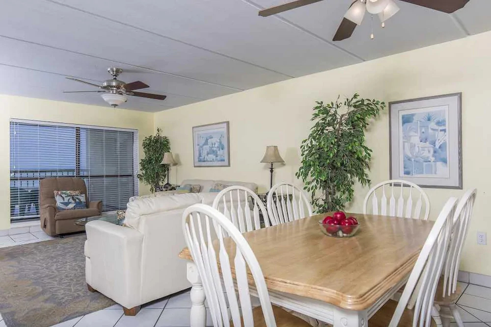 Saida Tower III by Padre Island Rentals