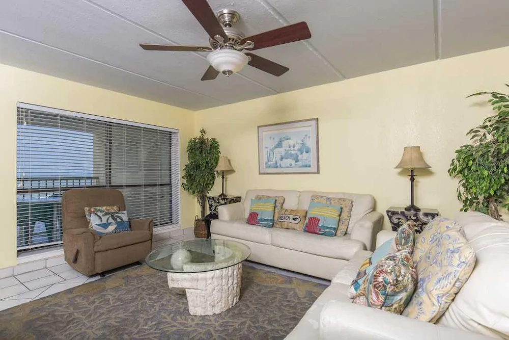 Saida Tower III by Padre Island Rentals