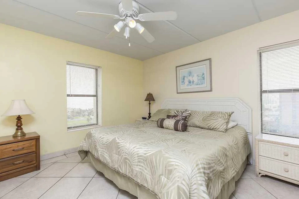 Saida Tower III by Padre Island Rentals