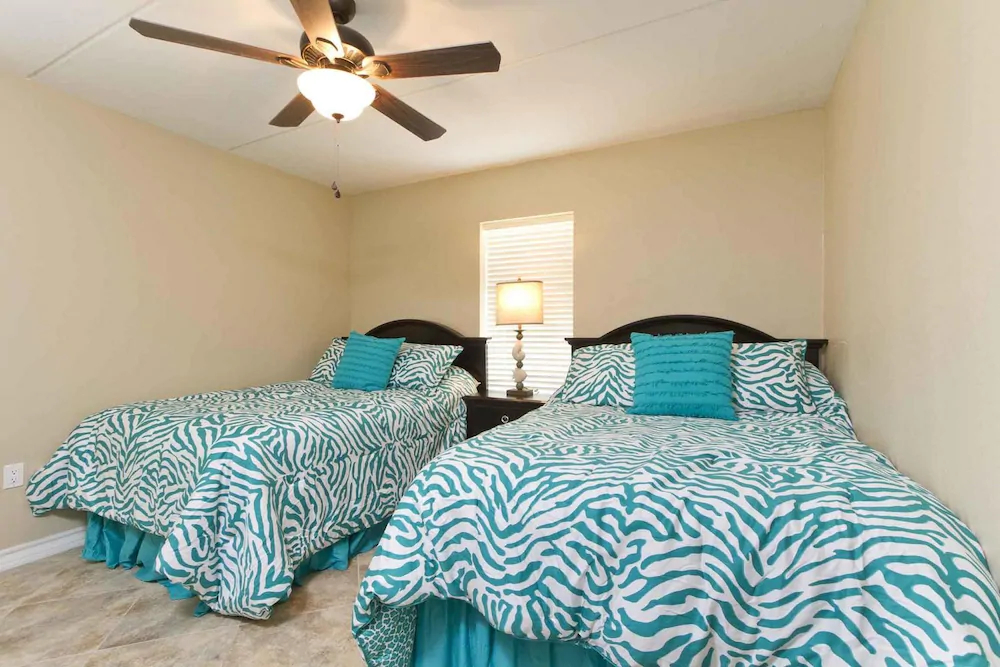 Saida Tower III by Padre Island Rentals