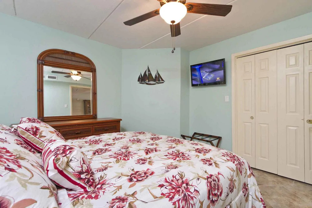 Saida Tower III by Padre Island Rentals