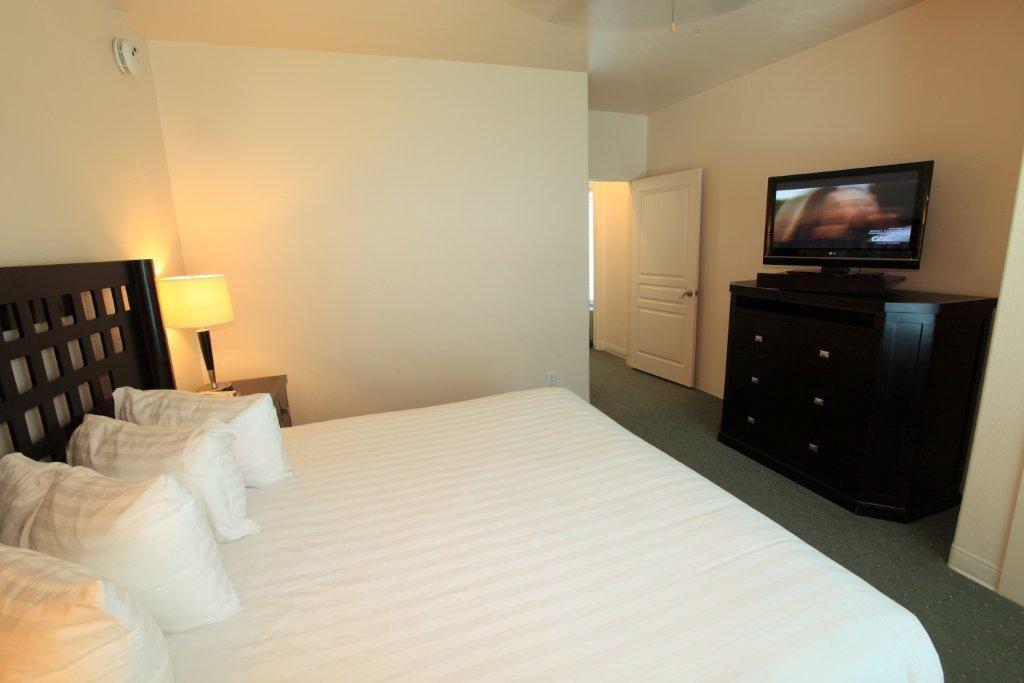 Suites at Sunchase