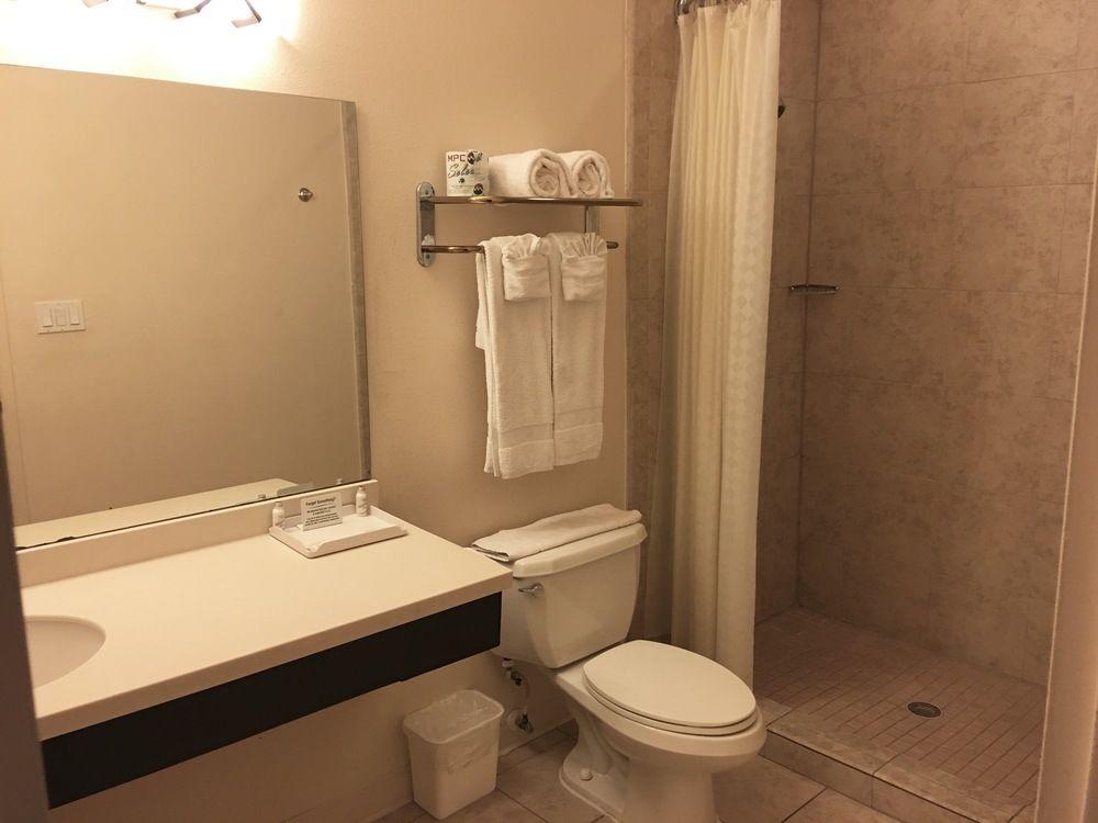 Suites at Sunchase