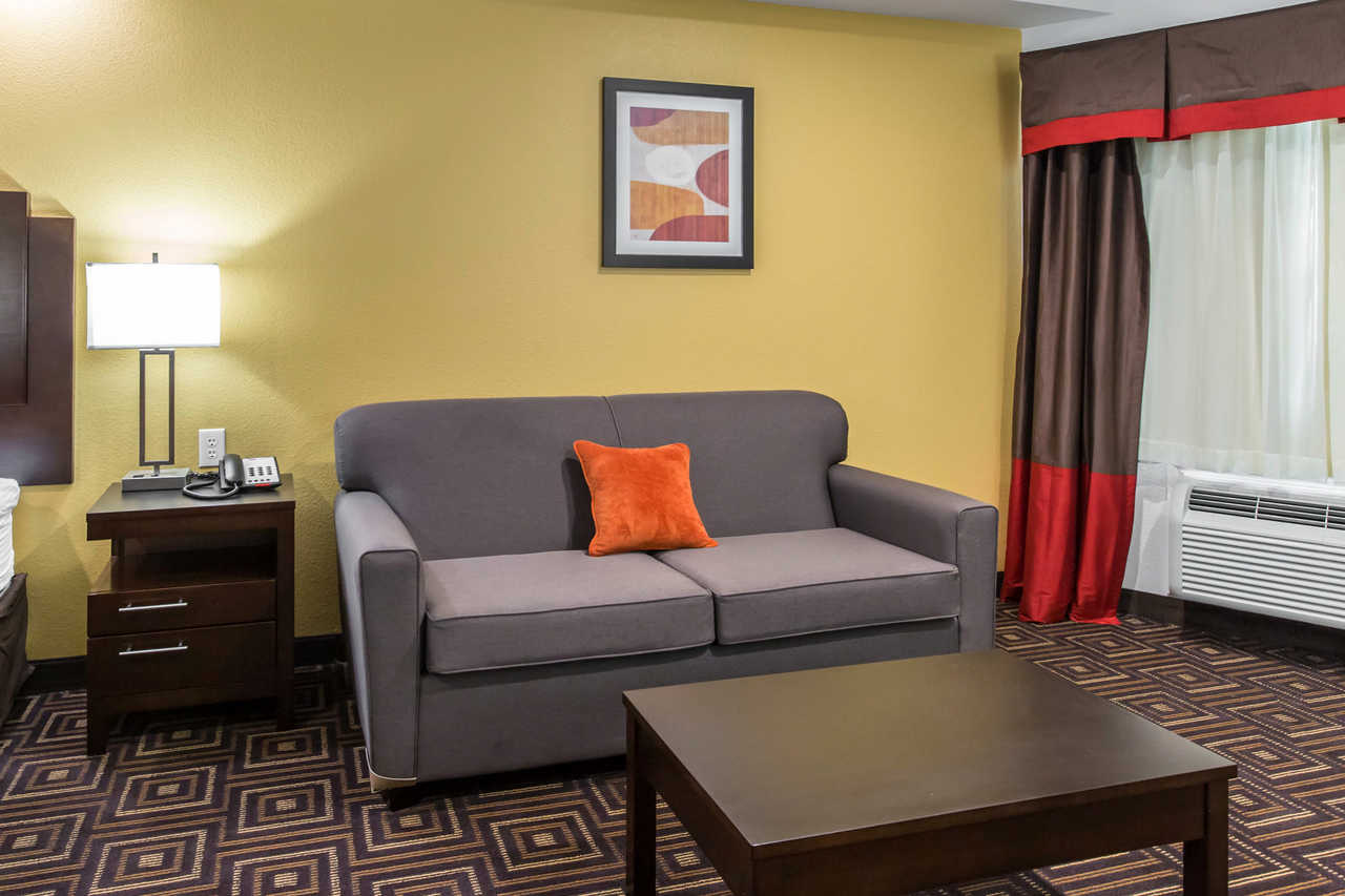 Scottish Inns & Suites