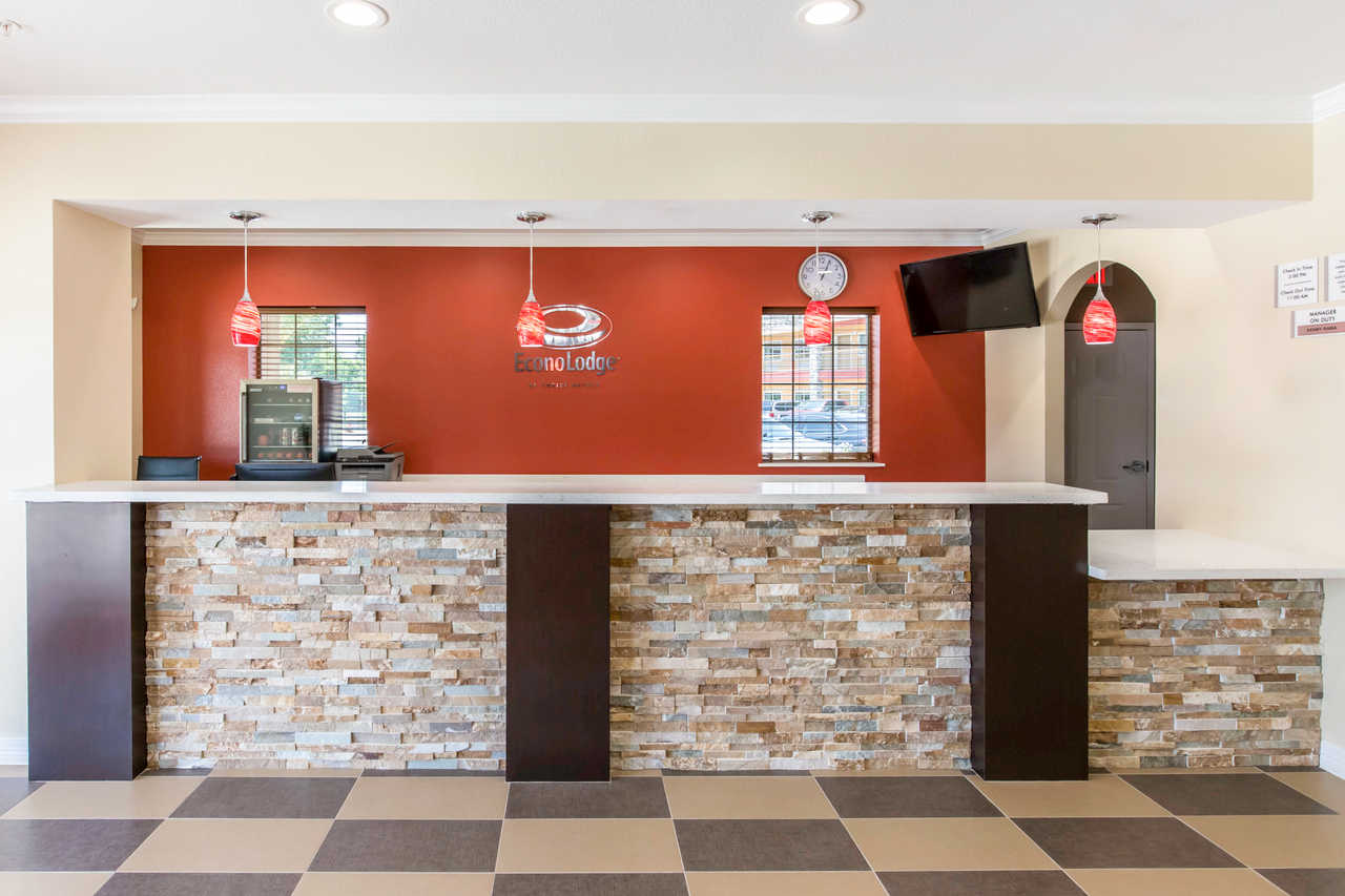 Scottish Inns & Suites