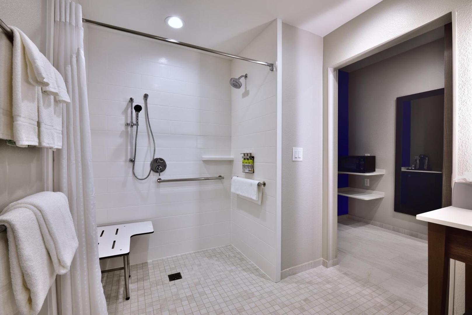 Holiday Inn Express & Suites Houston North - Woodlands Area