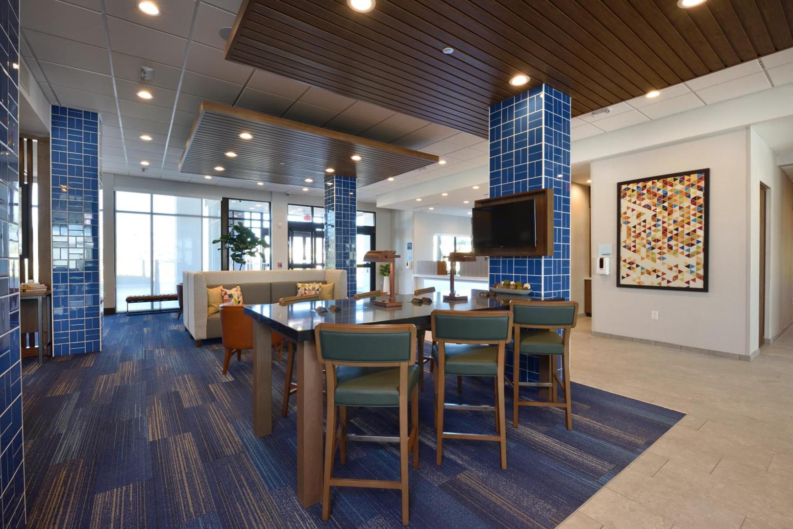Holiday Inn Express & Suites Houston North - Woodlands Area
