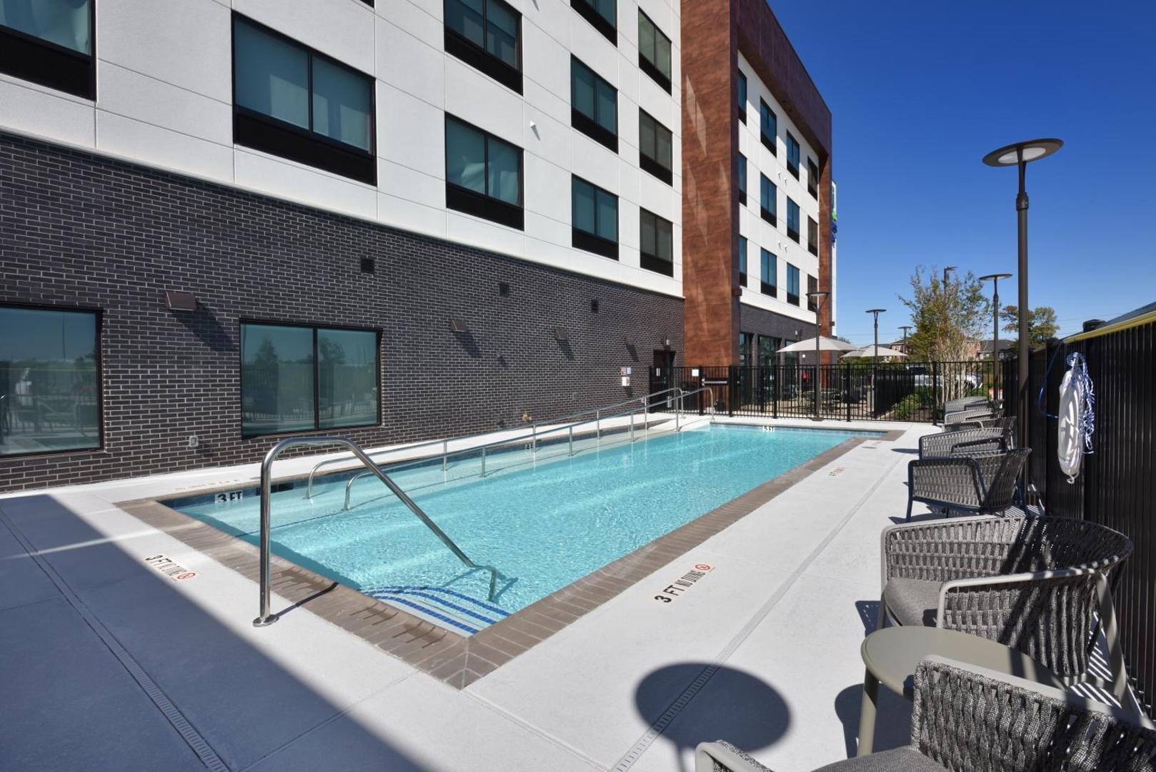 Holiday Inn Express & Suites Houston North - Woodlands Area