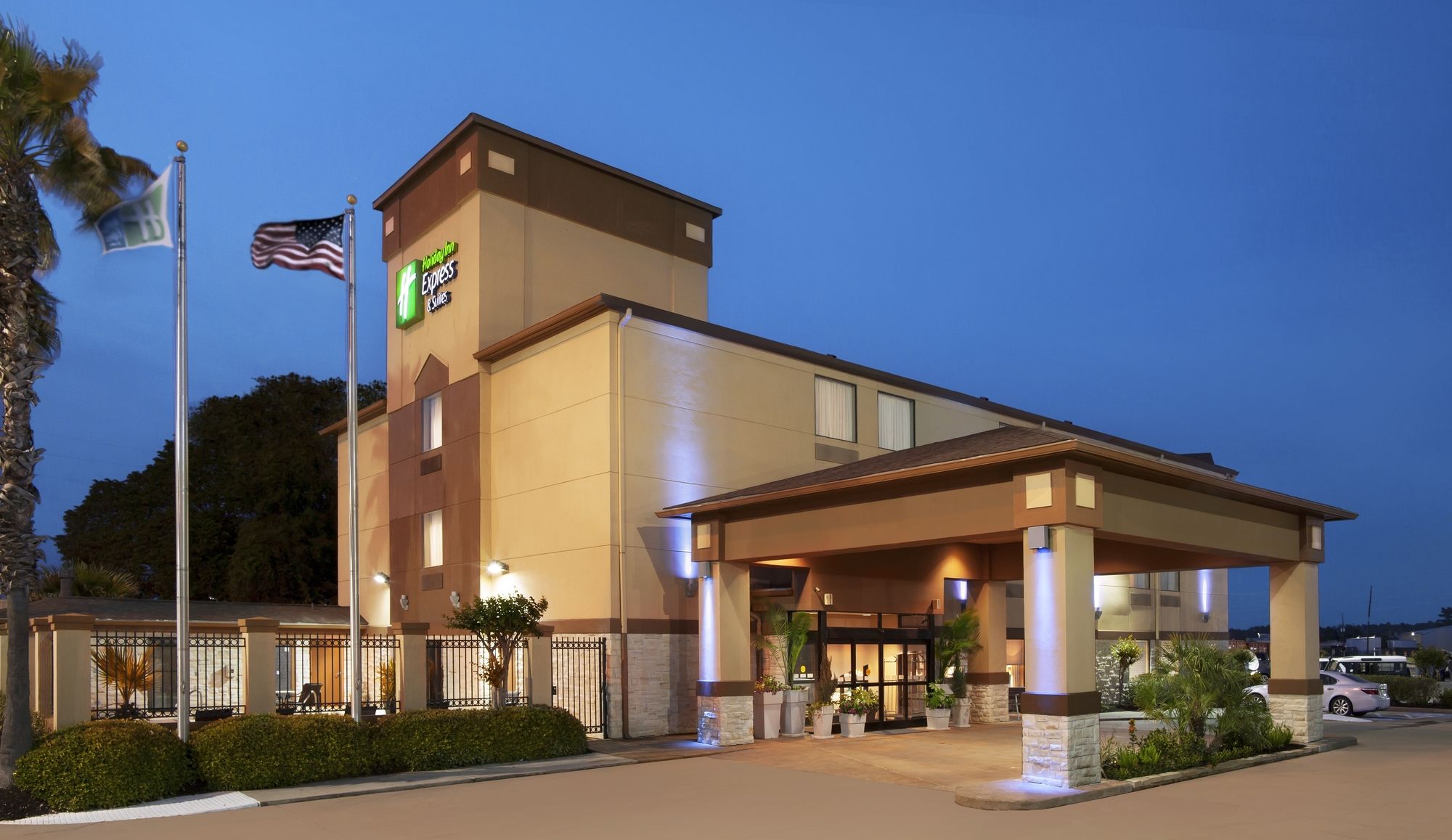 Holiday Inn & Suites Spring - The Woodlands Area