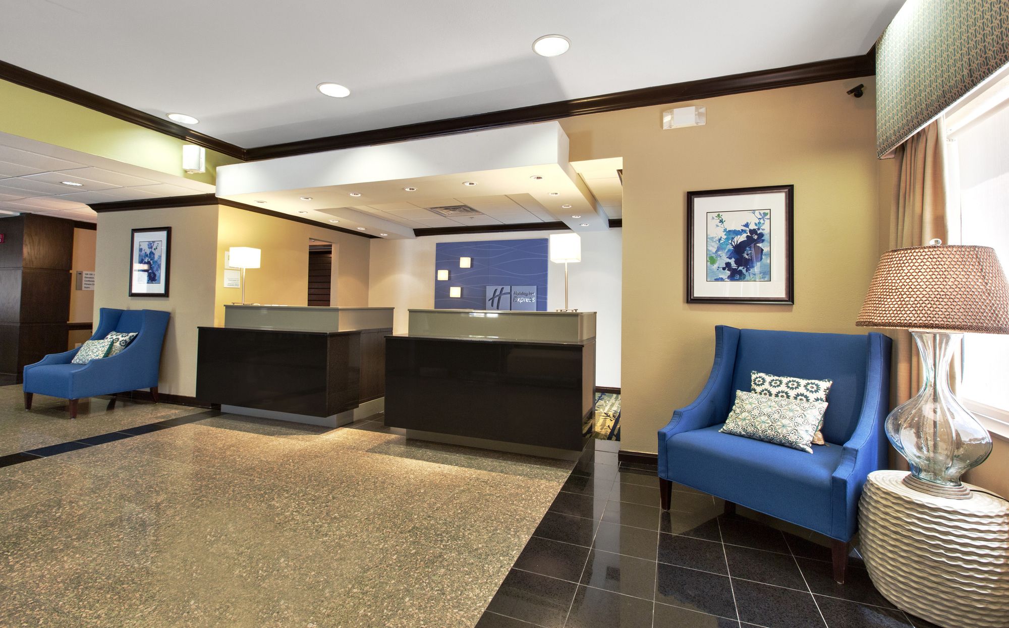 Holiday Inn & Suites Spring - The Woodlands Area