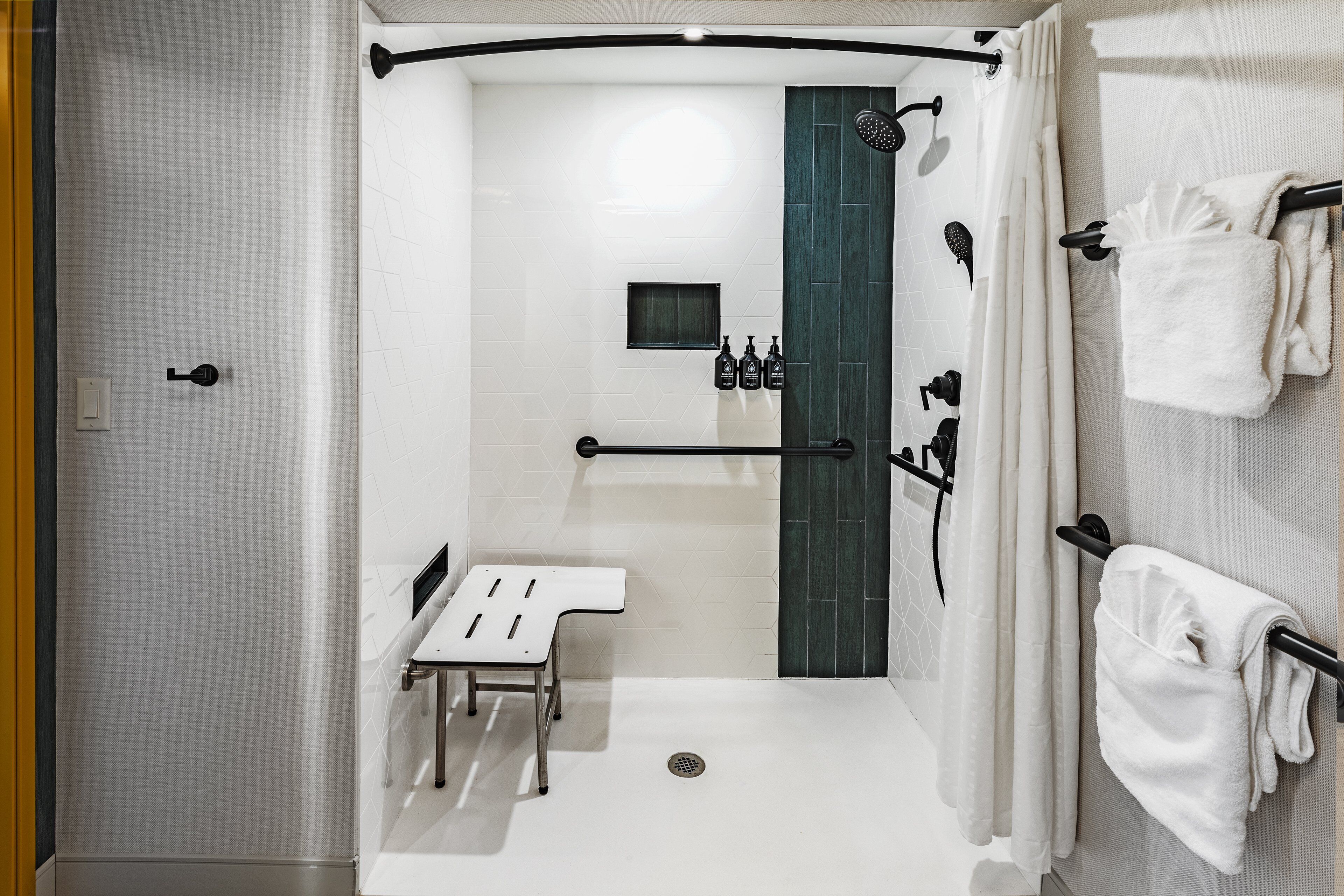 Hotel Indigo Spring – Woodlands Area