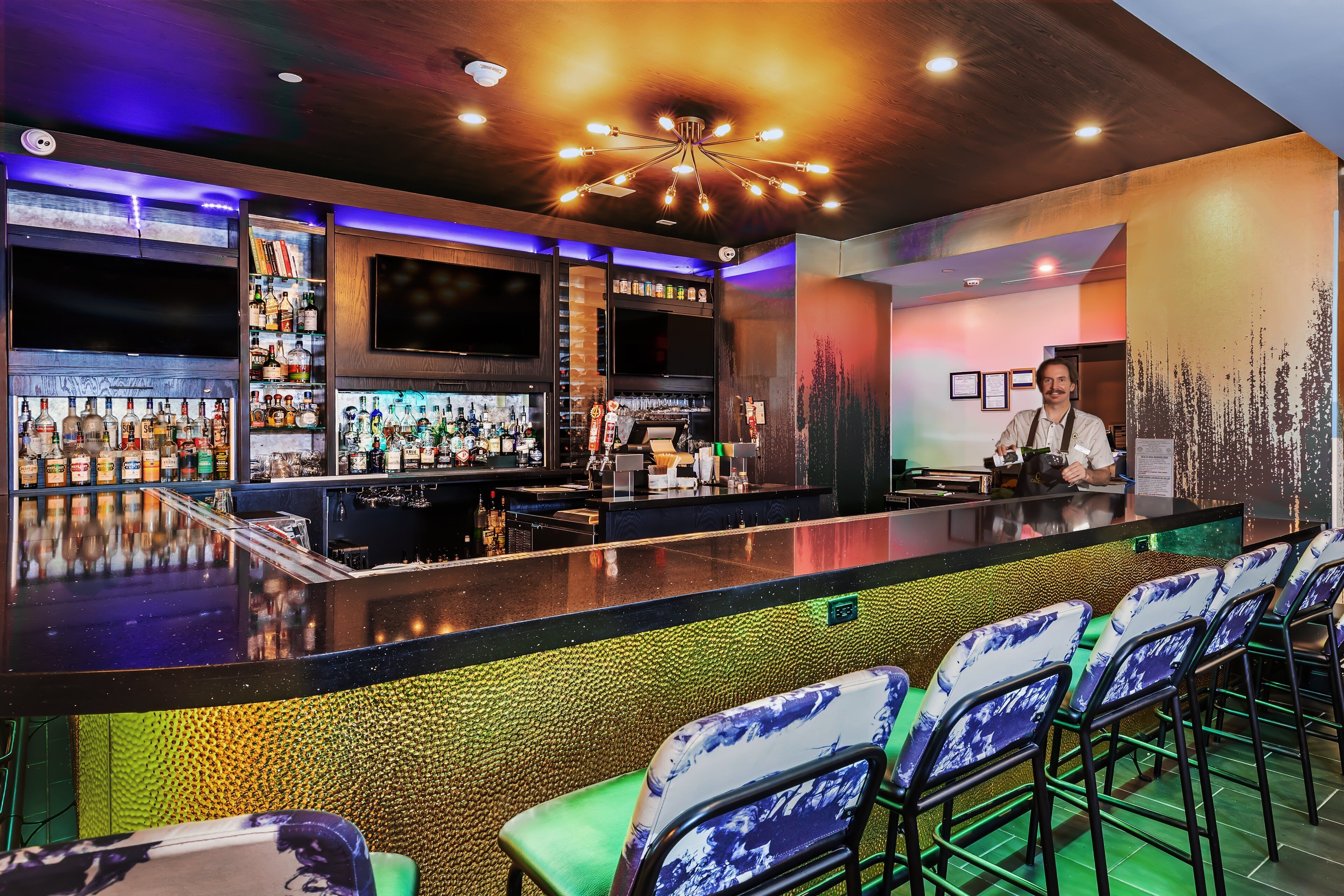 Hotel Indigo Spring – Woodlands Area