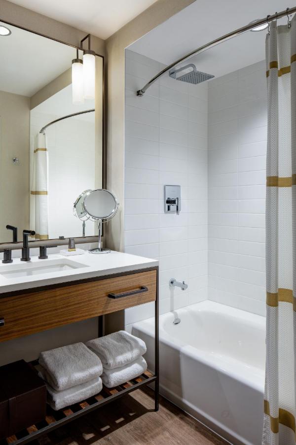 Houston Cityplace Marriott At Springwoods Village