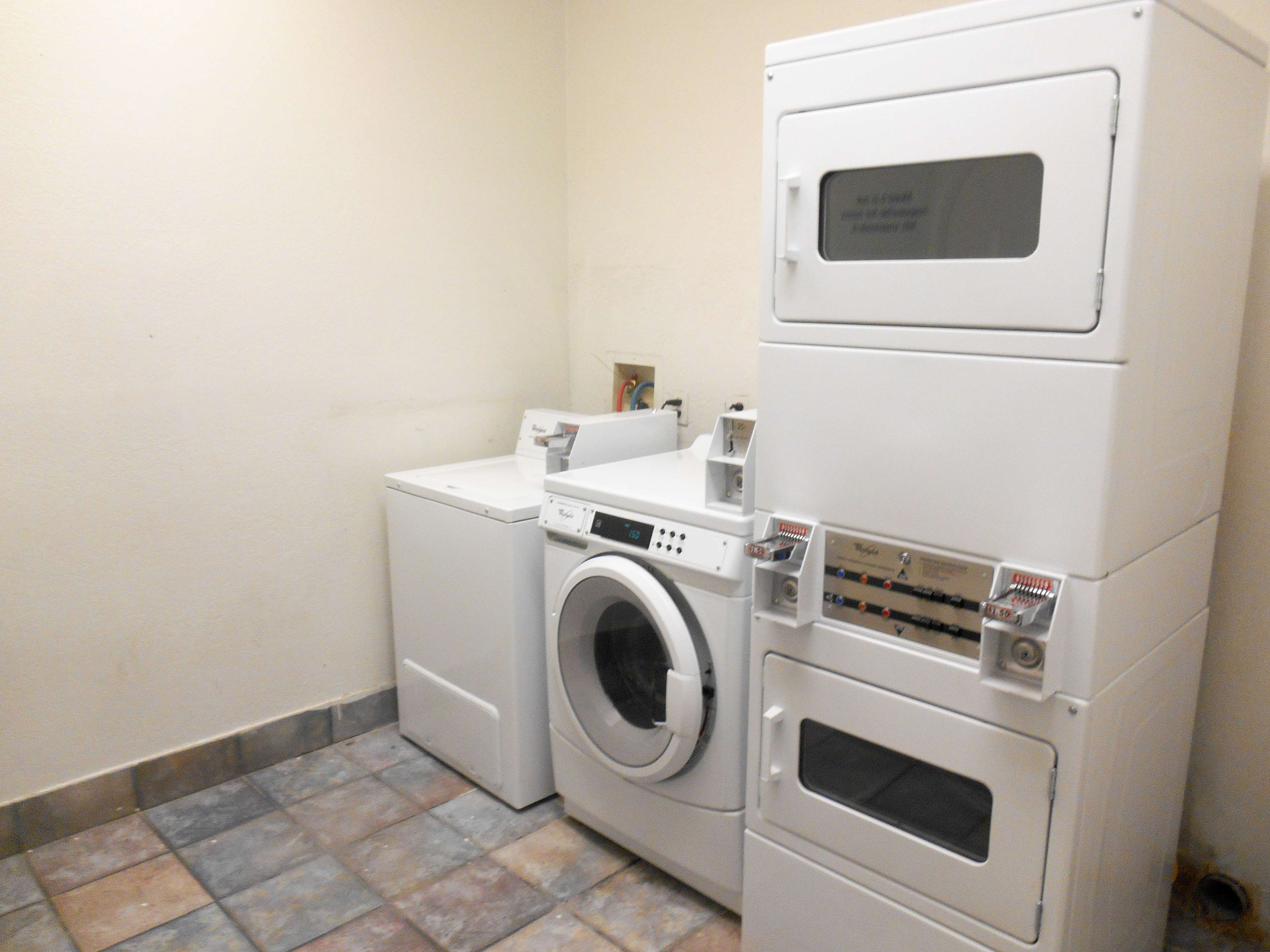 Motel 6 Houston North - Spring