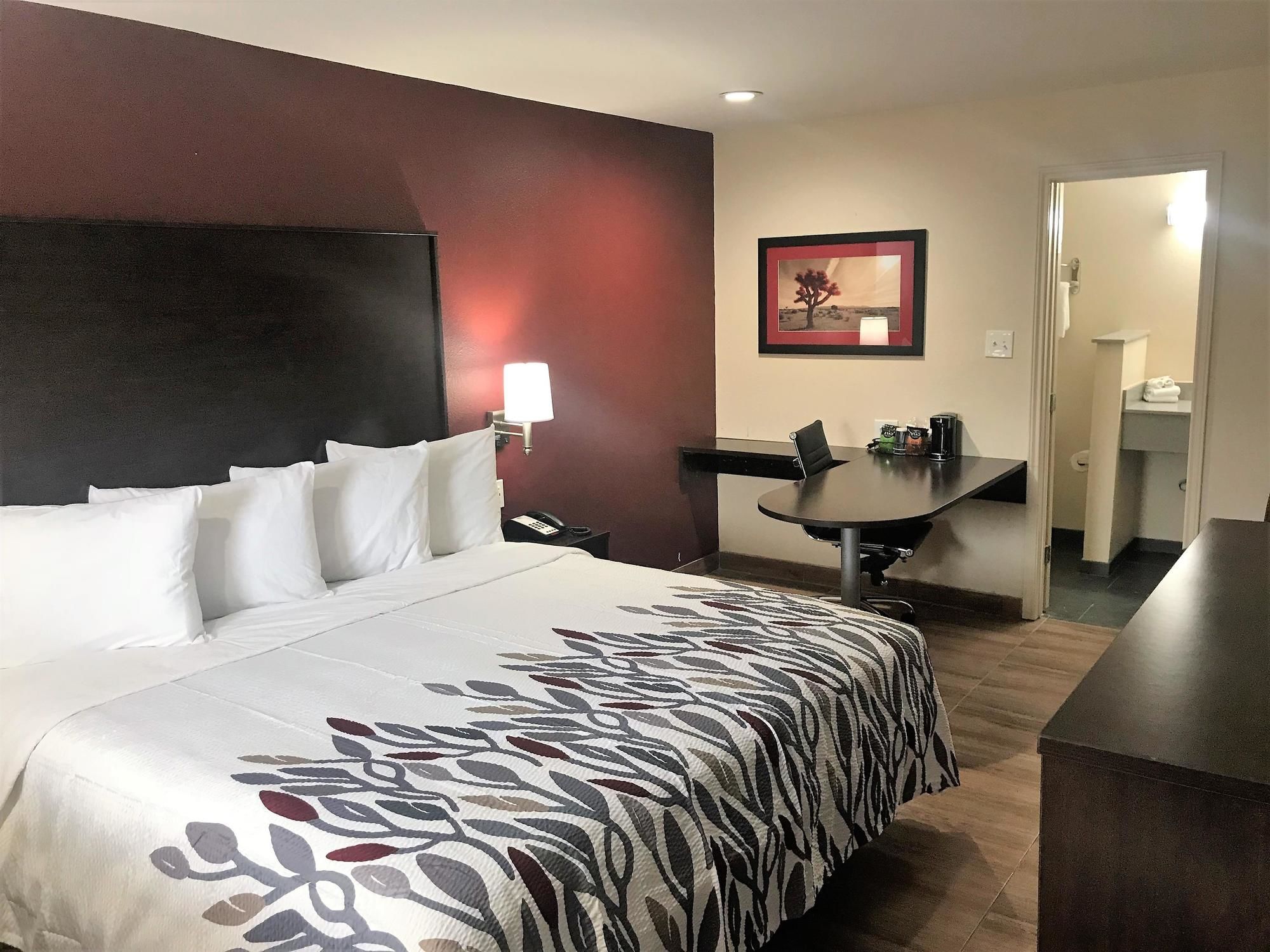 Red Roof Inn Houston - Spring North