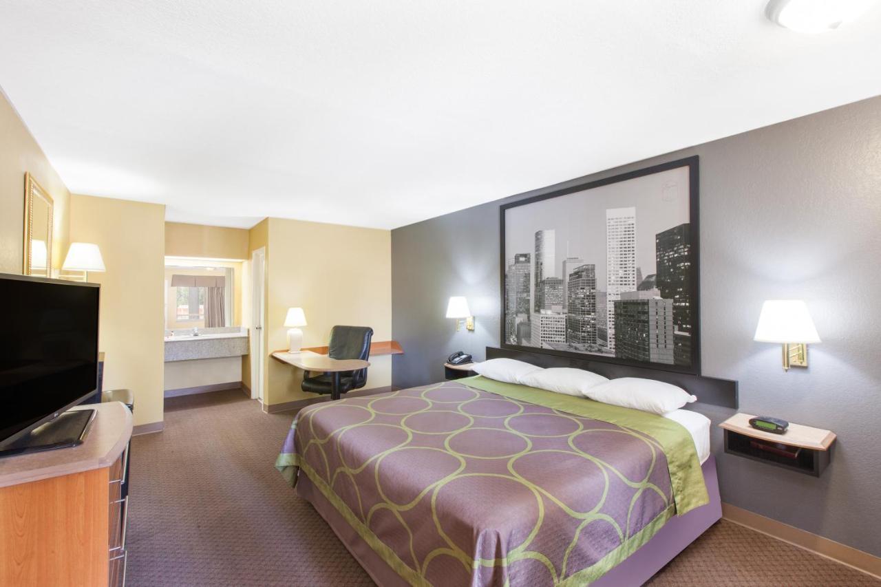 SureStay Hotel by Best Western Spring North Houston