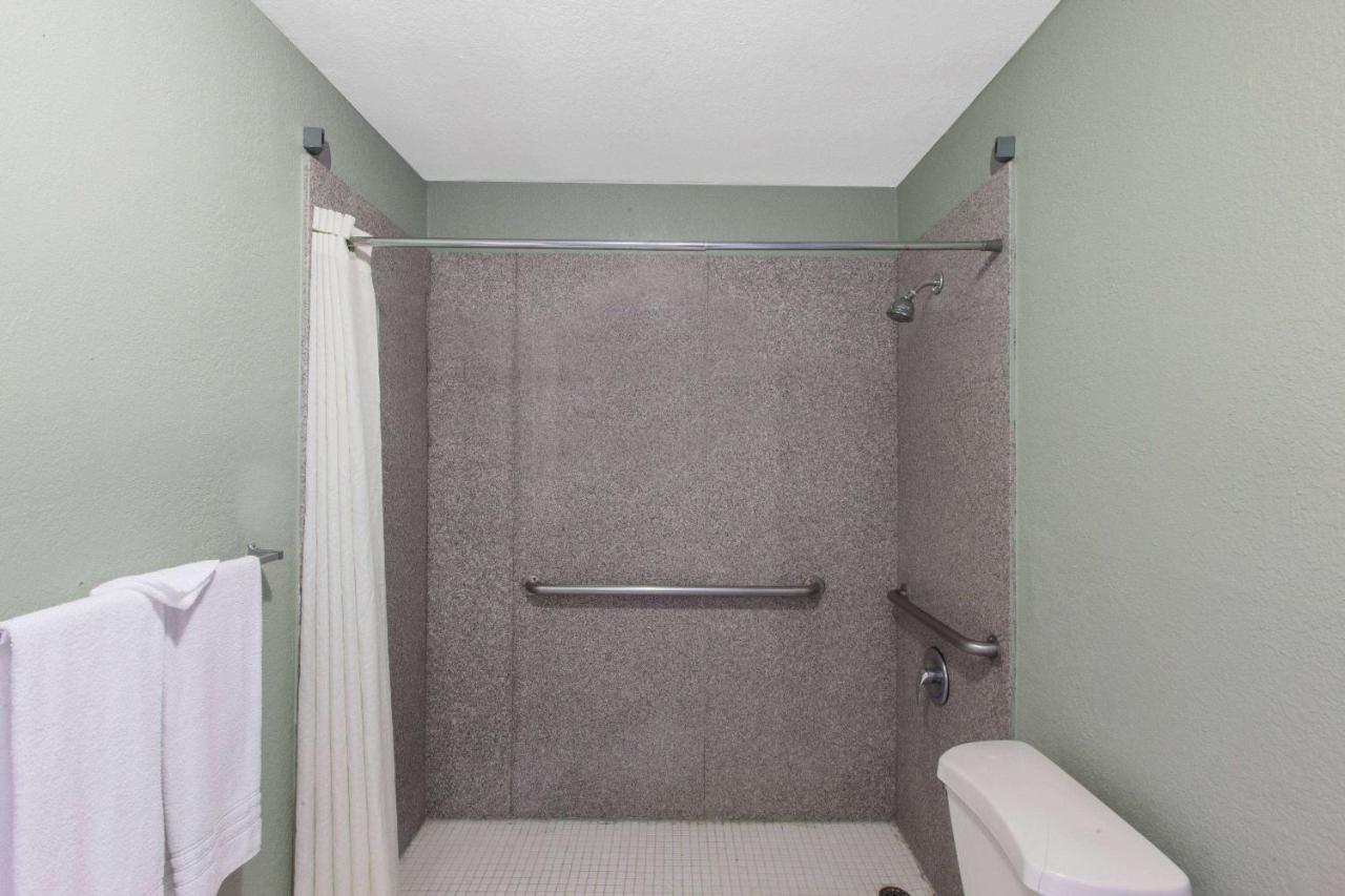 SureStay Hotel by Best Western Spring North Houston