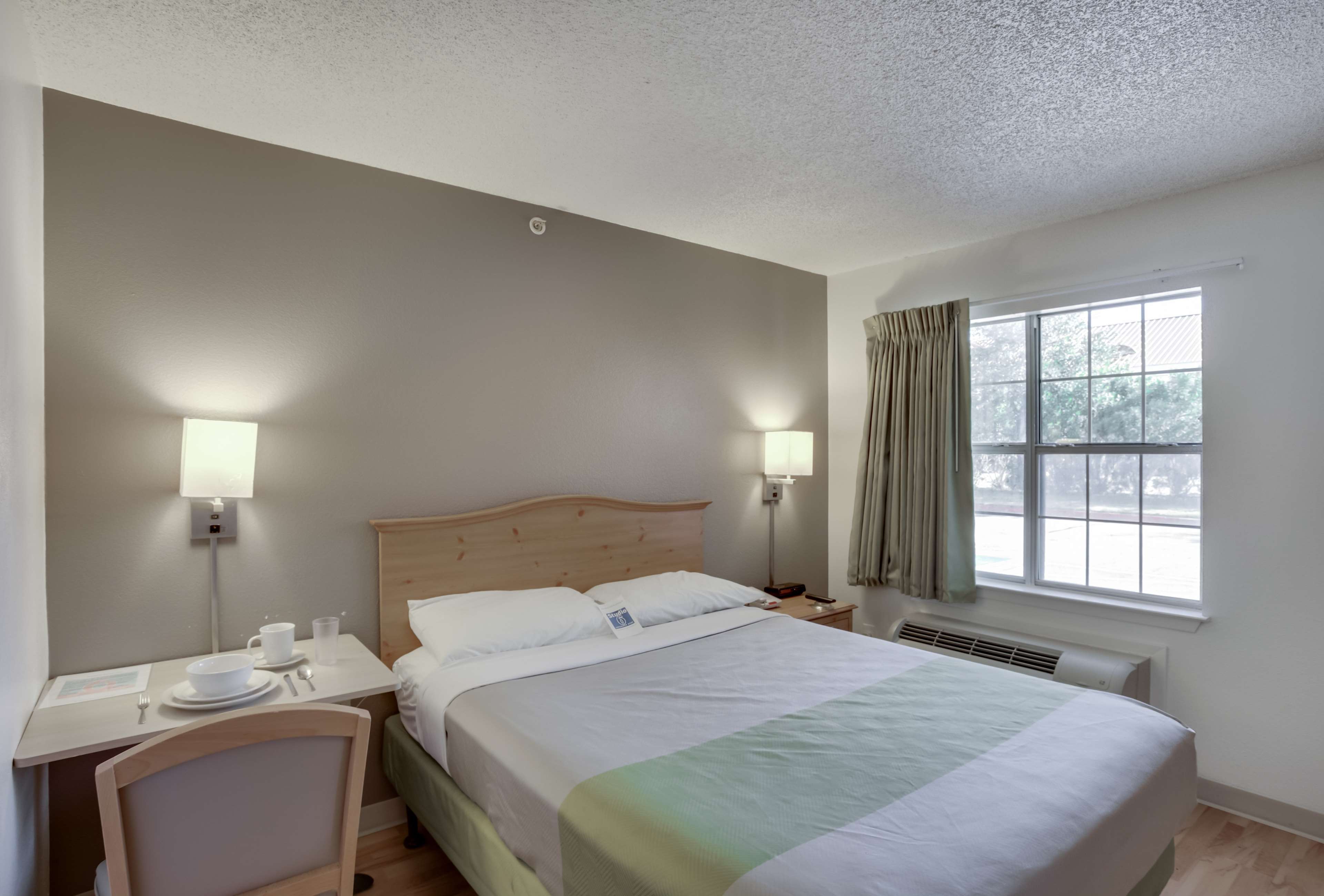 Studio 6 Houston - Sugarland