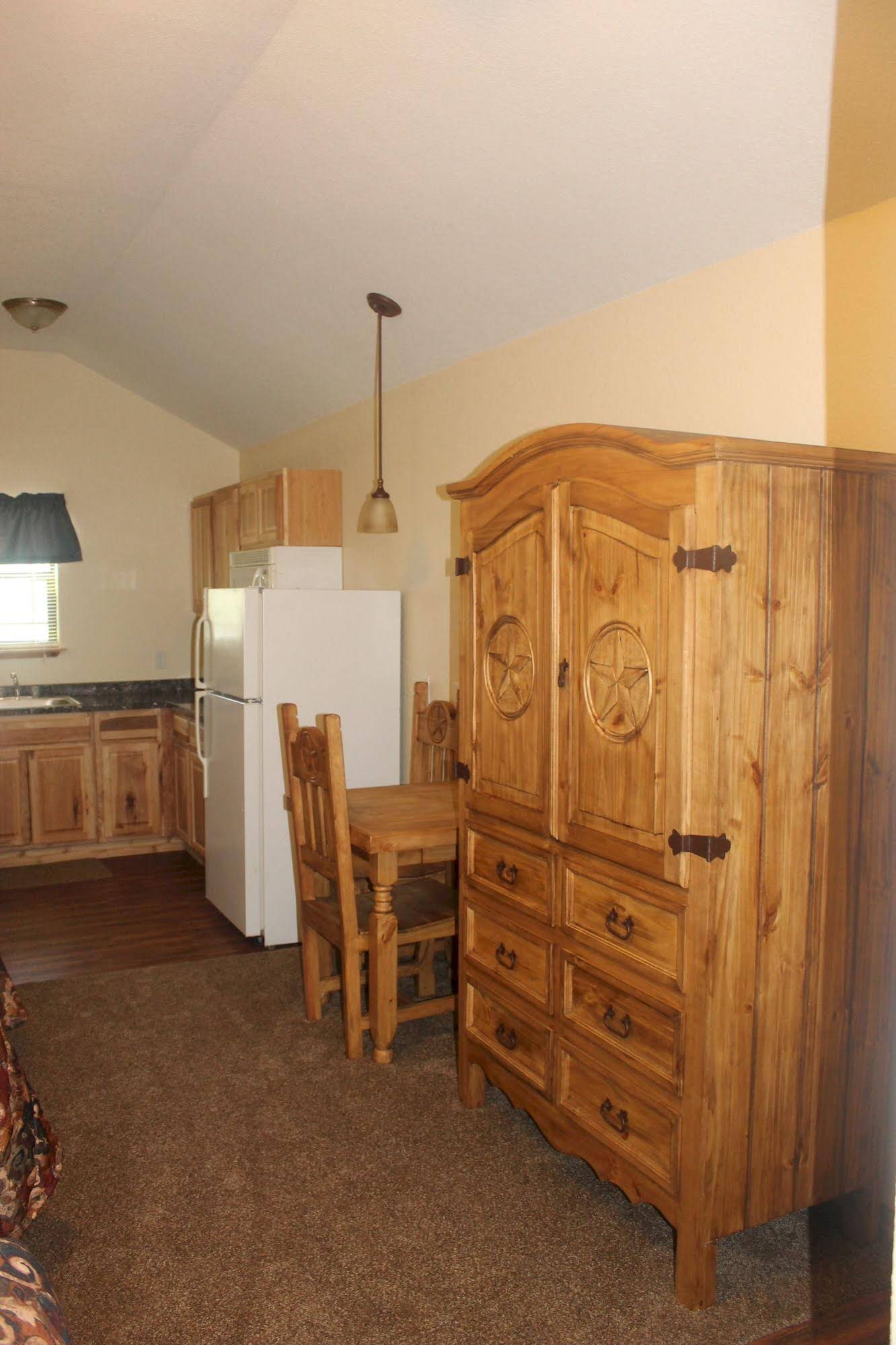 Texas Gold Lodges