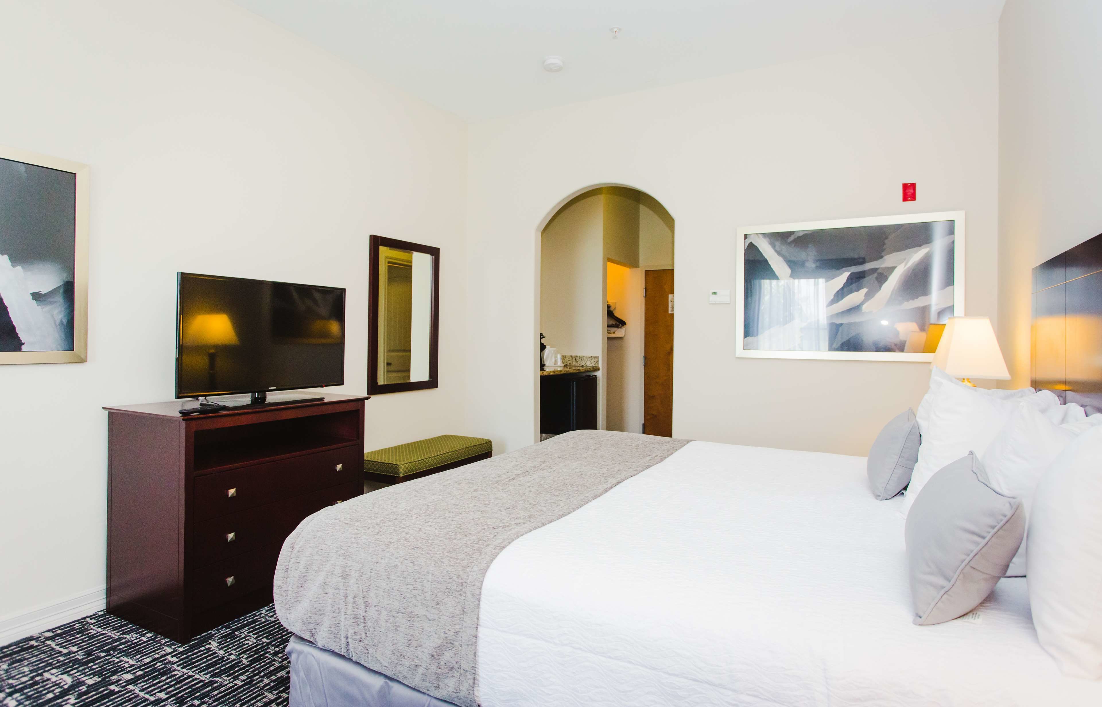 Best Western Sugarland Inn