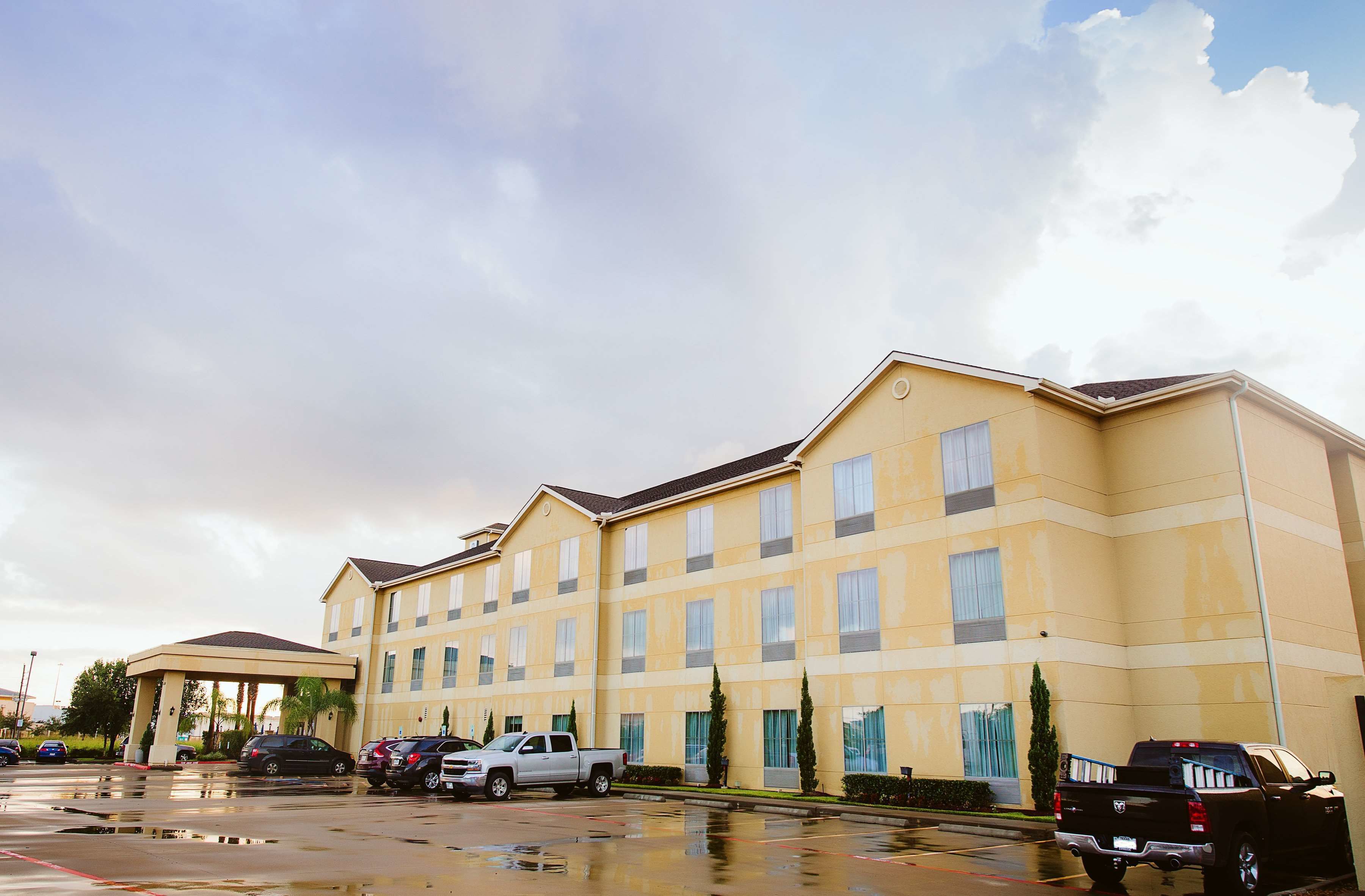 Best Western Sugarland Inn