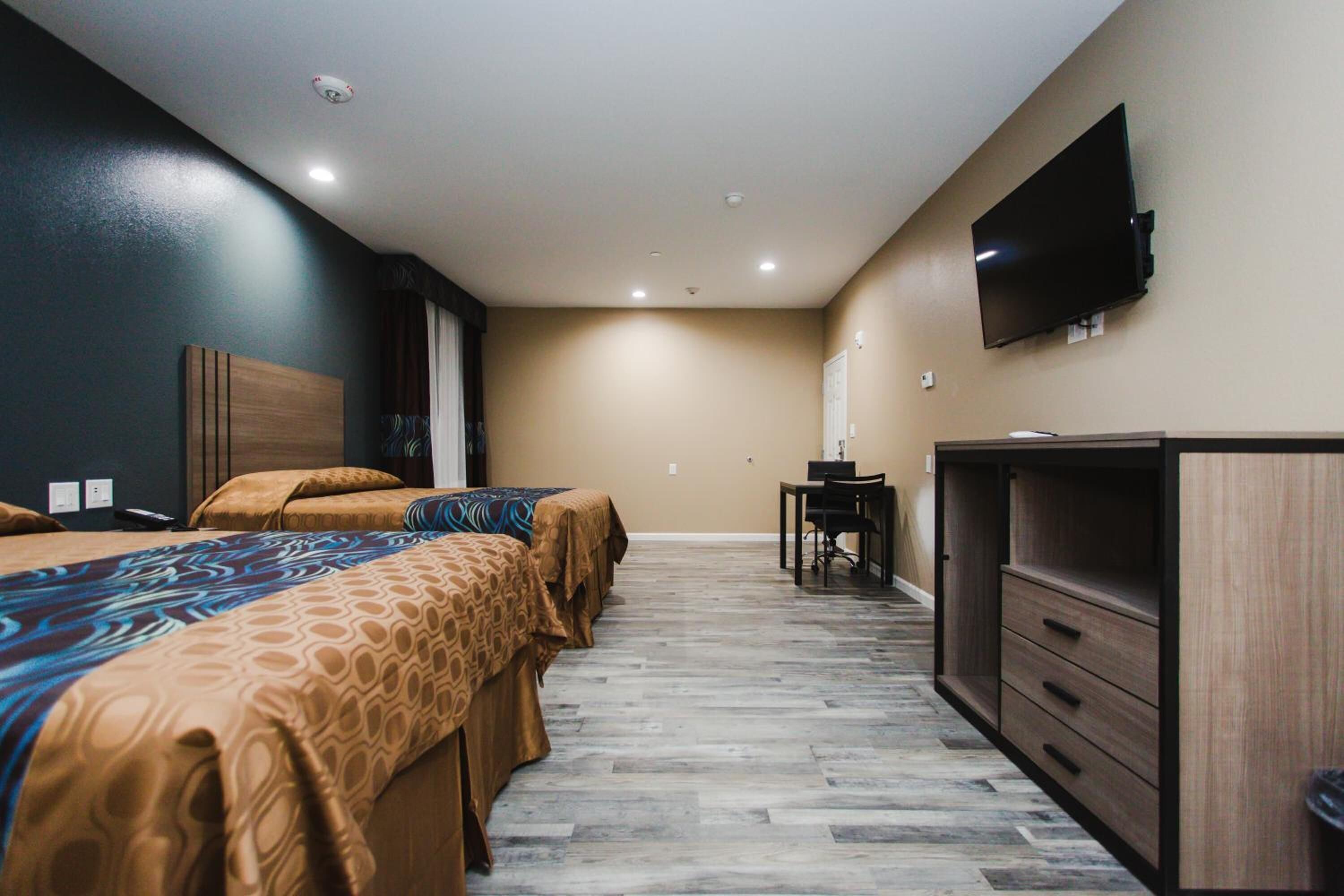 Budget Host Inn & Suites Sugar Land