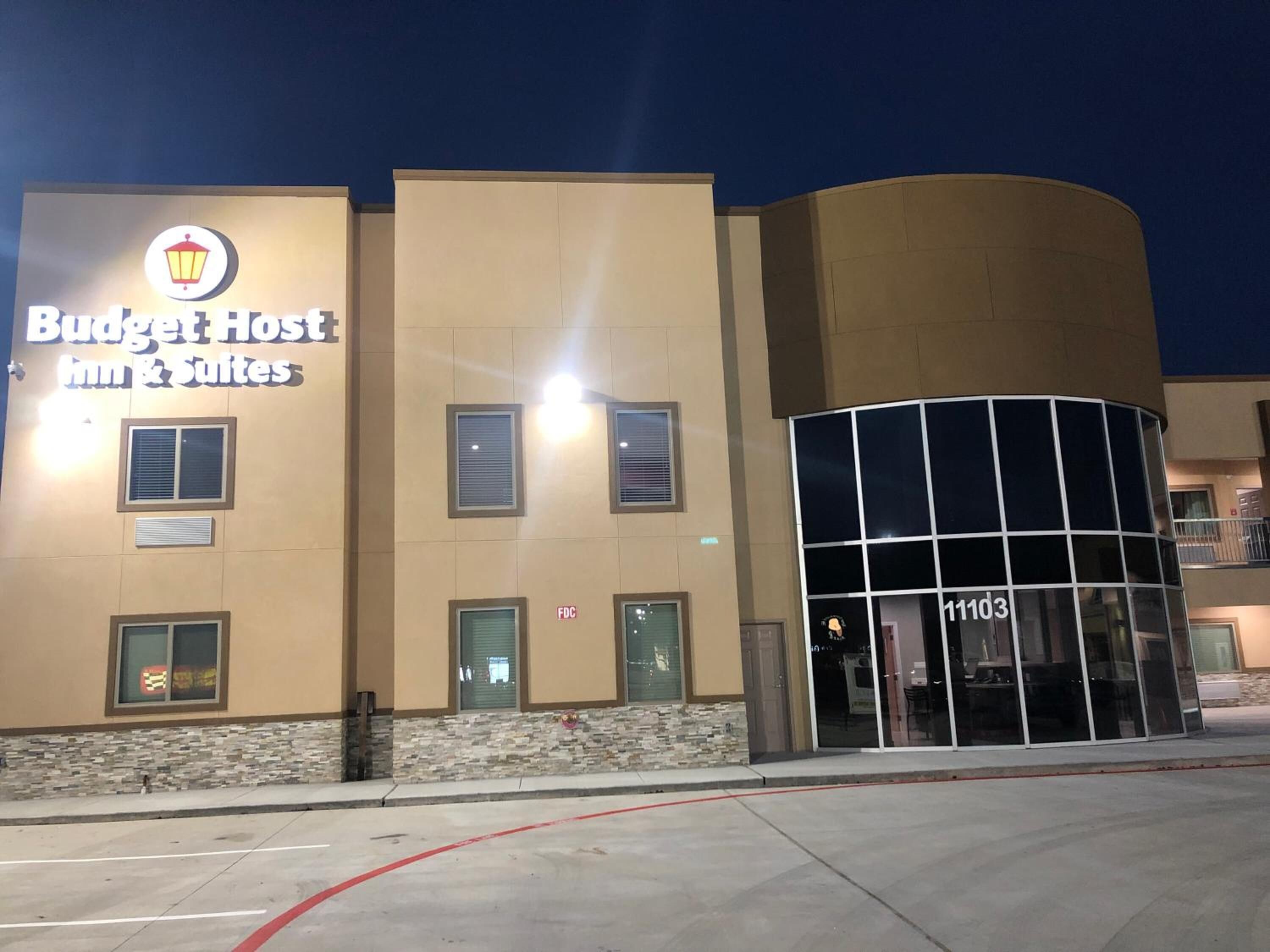 Budget Host Inn & Suites Sugar Land