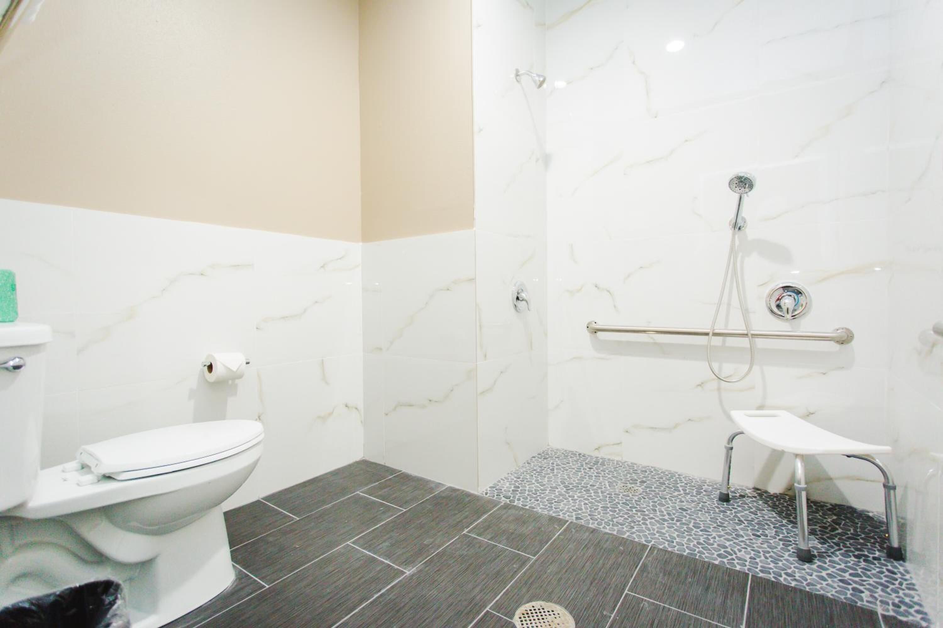 Budget Host Inn & Suites Sugar Land