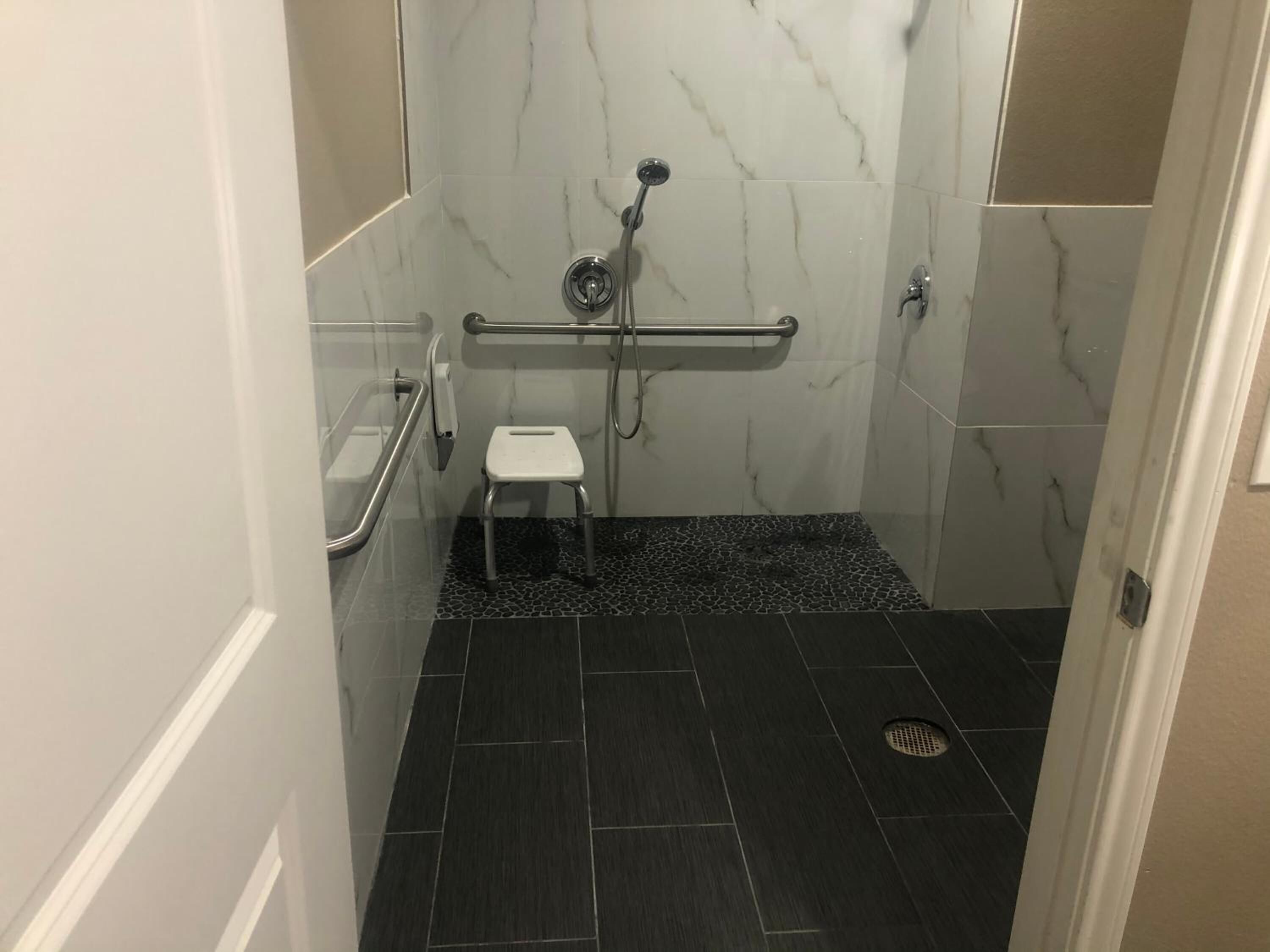 Budget Host Inn & Suites Sugar Land