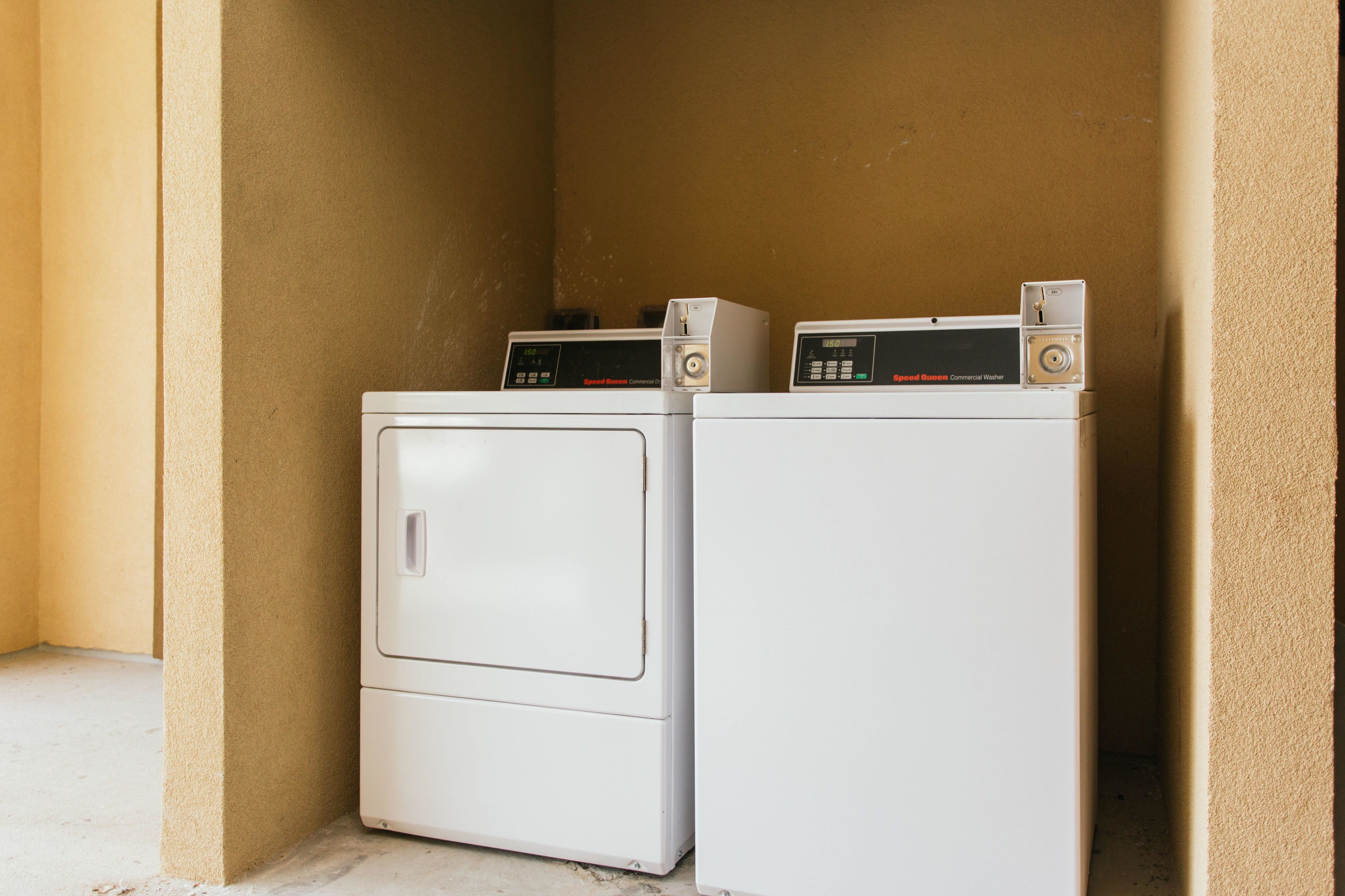 Budget Host Inn & Suites Sugar Land
