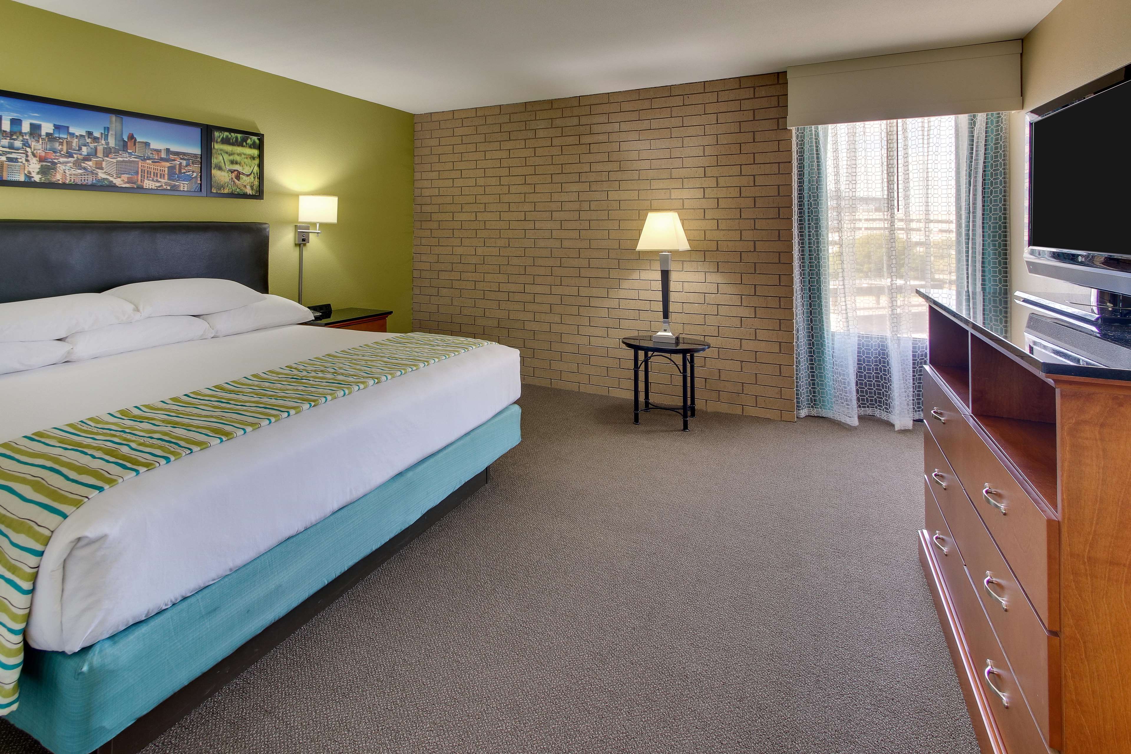 Heritage Inn Suites Houston Sugar Land, Trademark by Wyndham