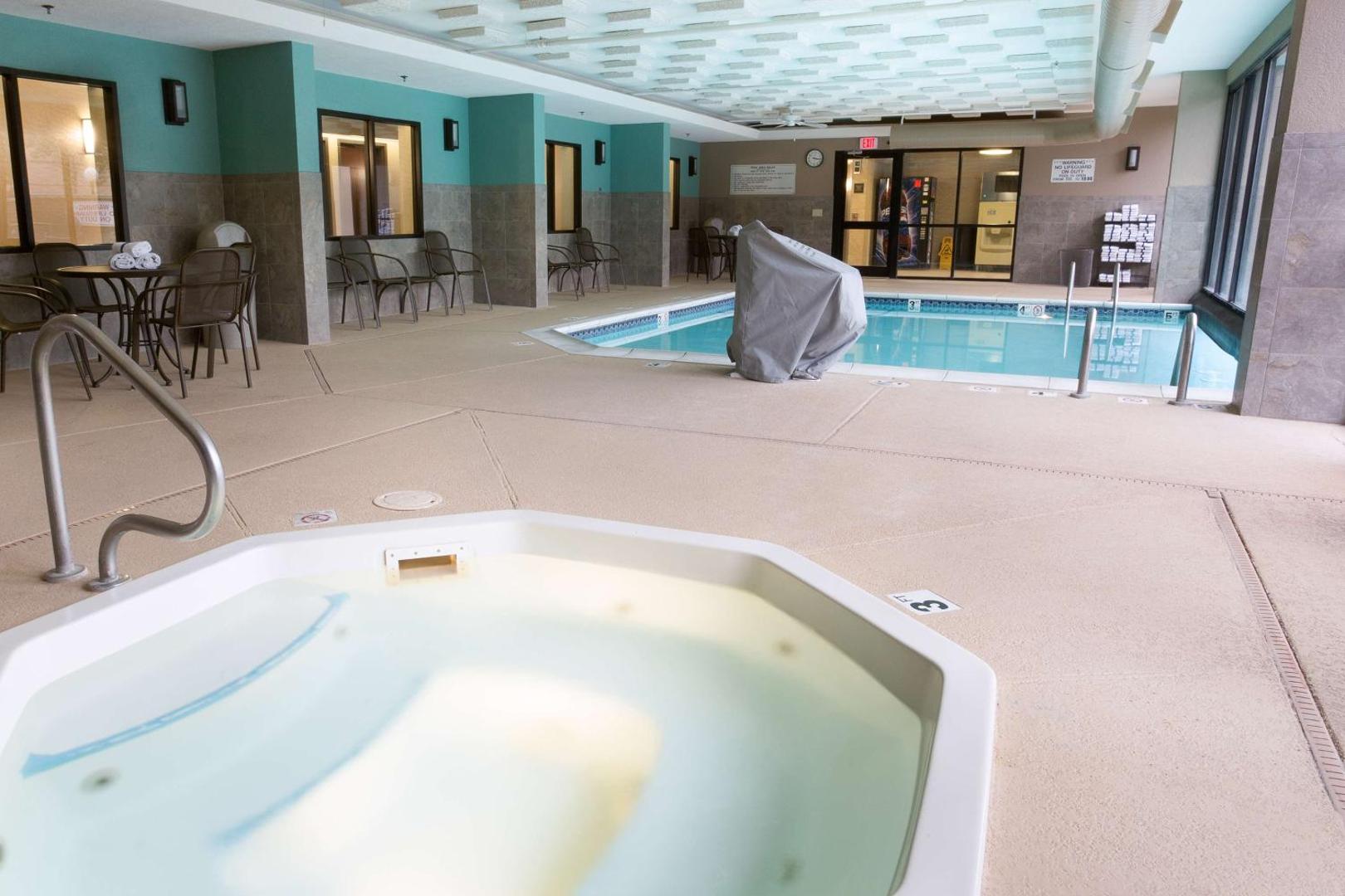 Heritage Inn Suites Houston Sugar Land, Trademark by Wyndham