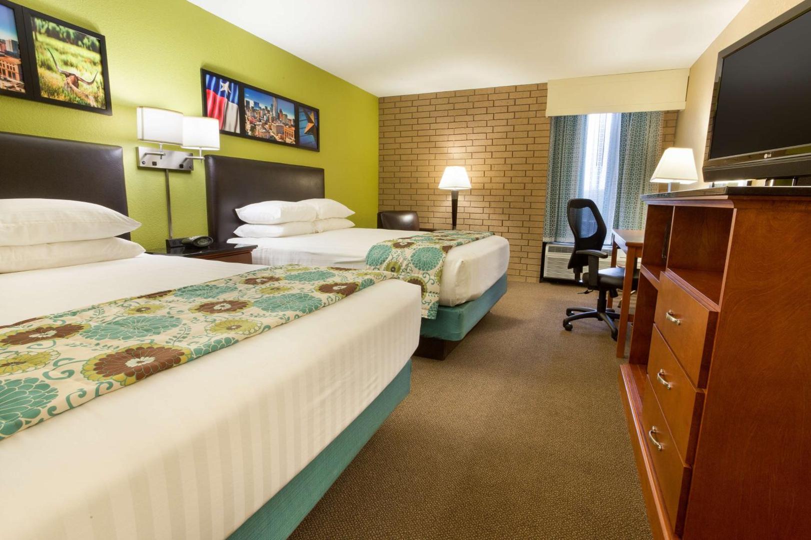 Heritage Inn Suites Houston Sugar Land, Trademark by Wyndham