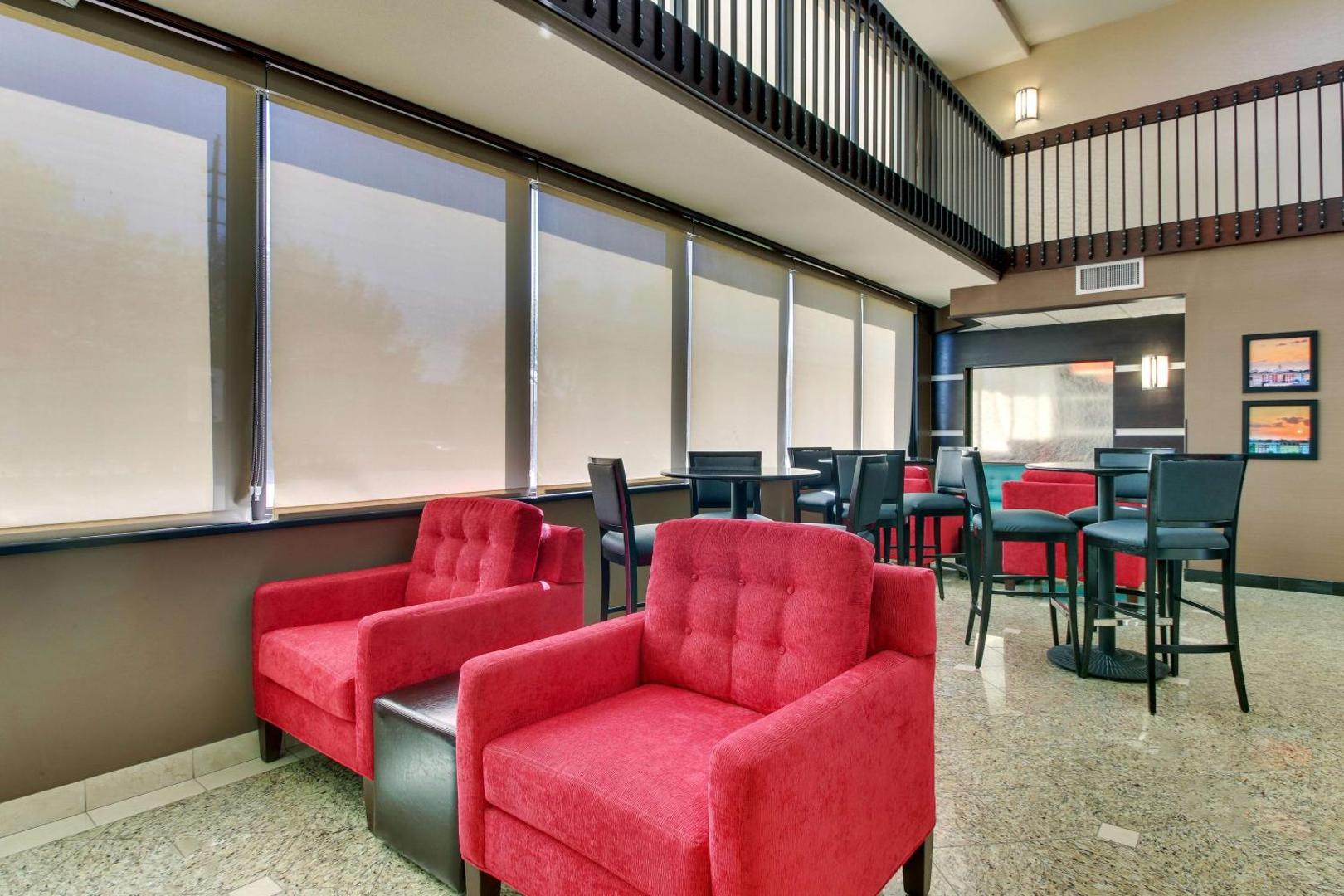 Heritage Inn Suites Houston Sugar Land, Trademark by Wyndham