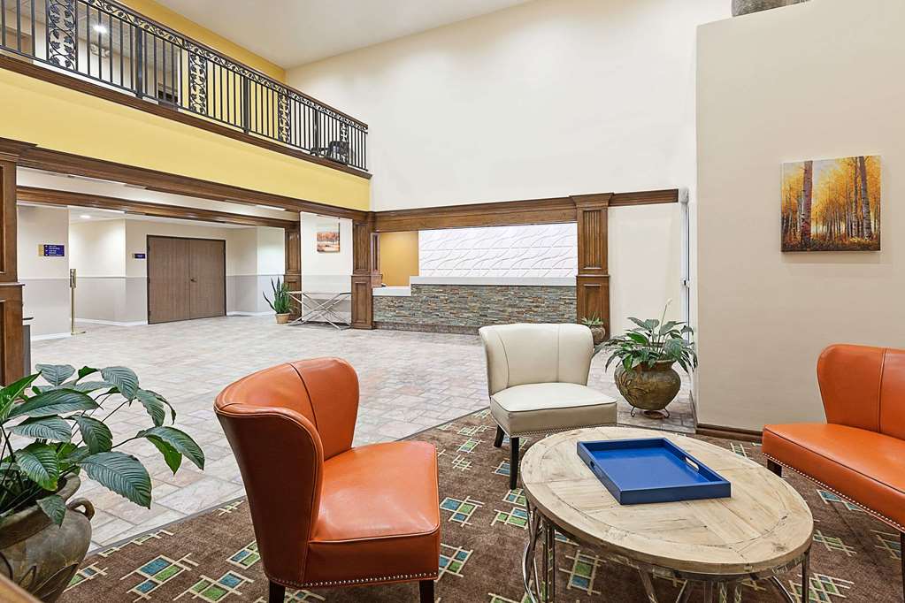 Holiday Inn Express & Suites Sulphur Springs